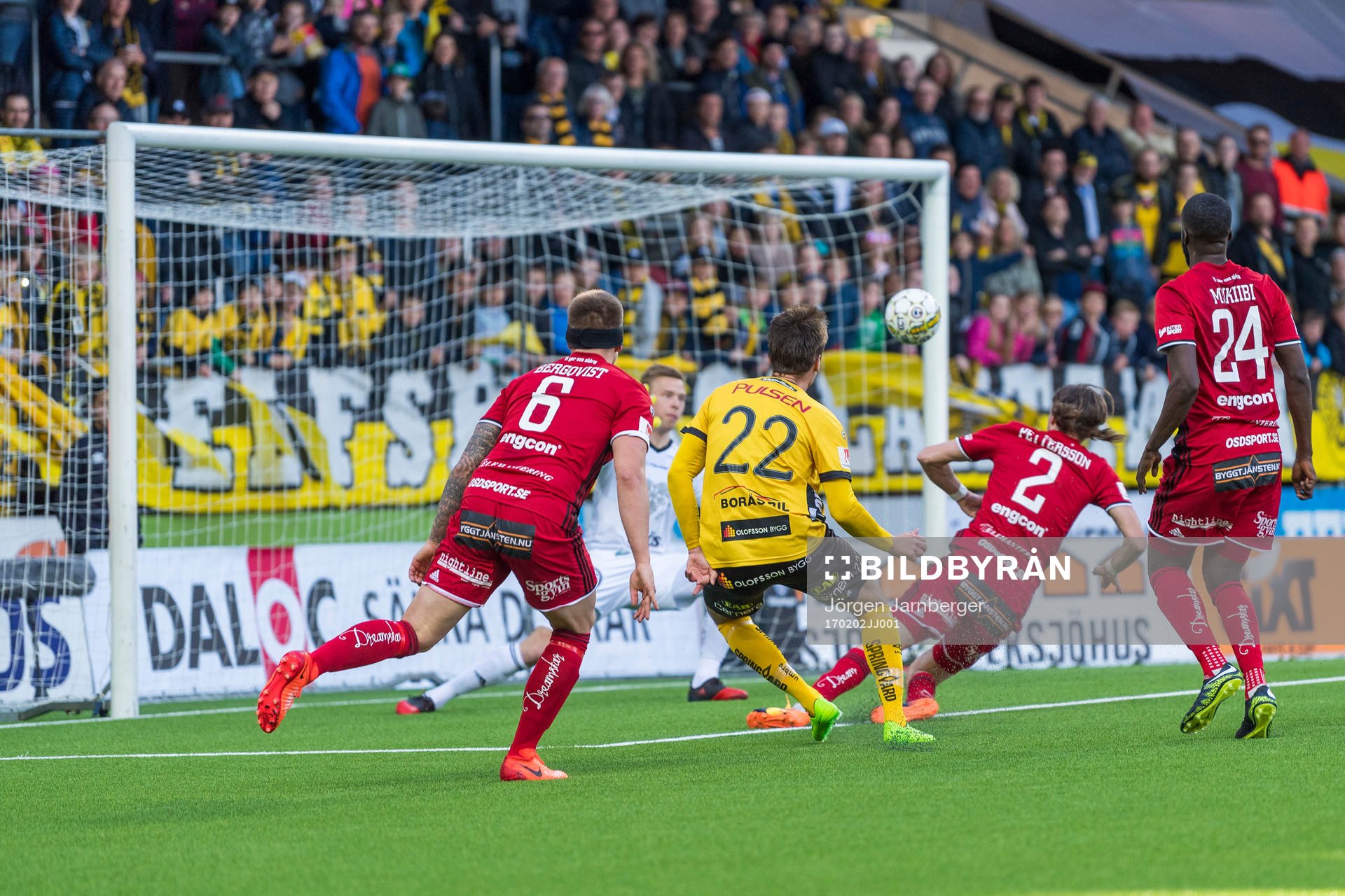 Elfsborgs Viktor Prodell (rygg mot kameran) gör 2-0