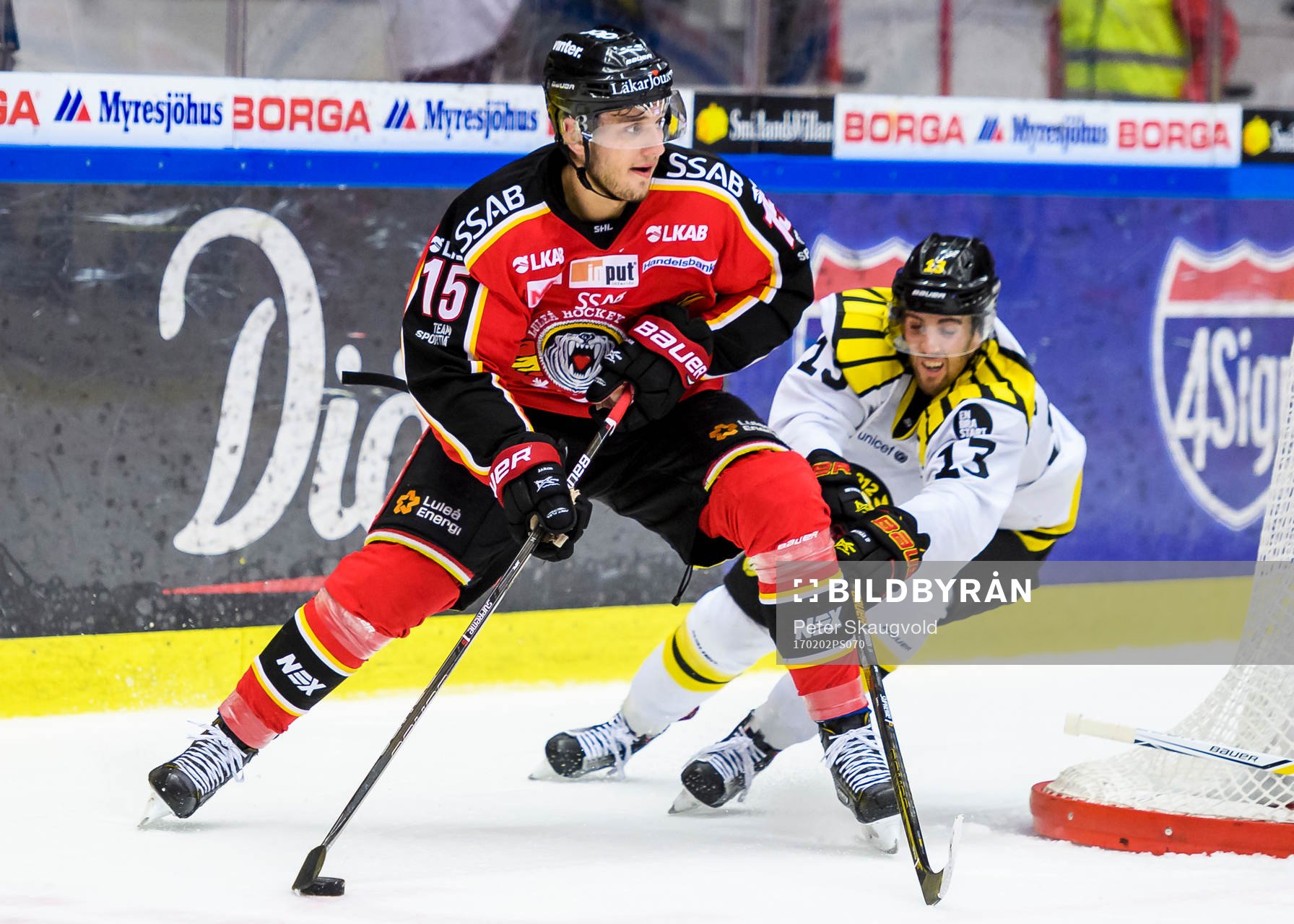 Luleås Christian Jaros med pucken