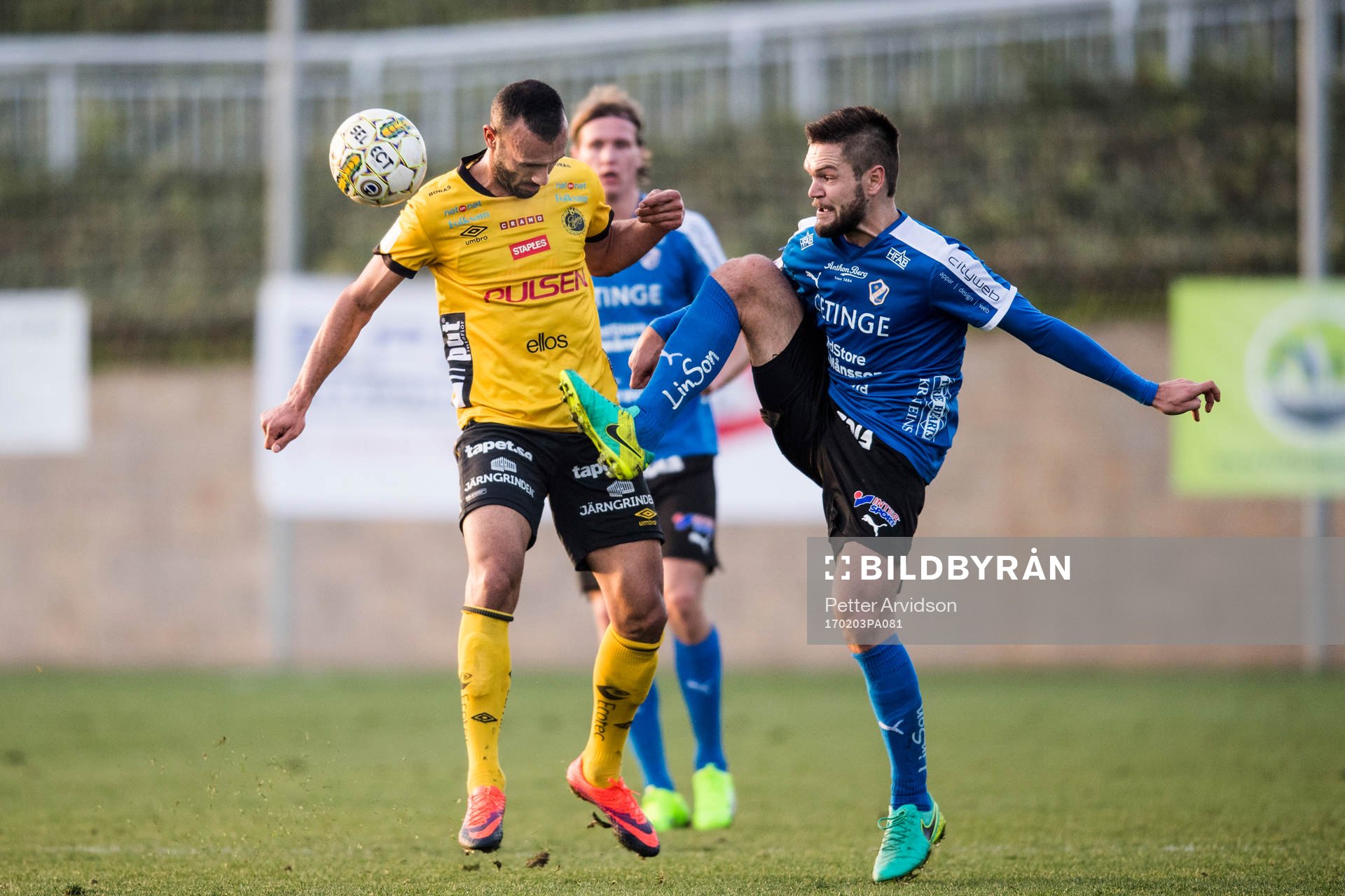 Elfsborgs Issam Jebali och Halmstads Ivo Pekalski