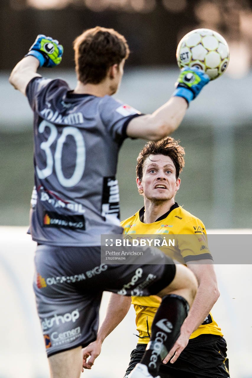 Elfsborgs Jörgen Horn och målvakt Tim Rönning