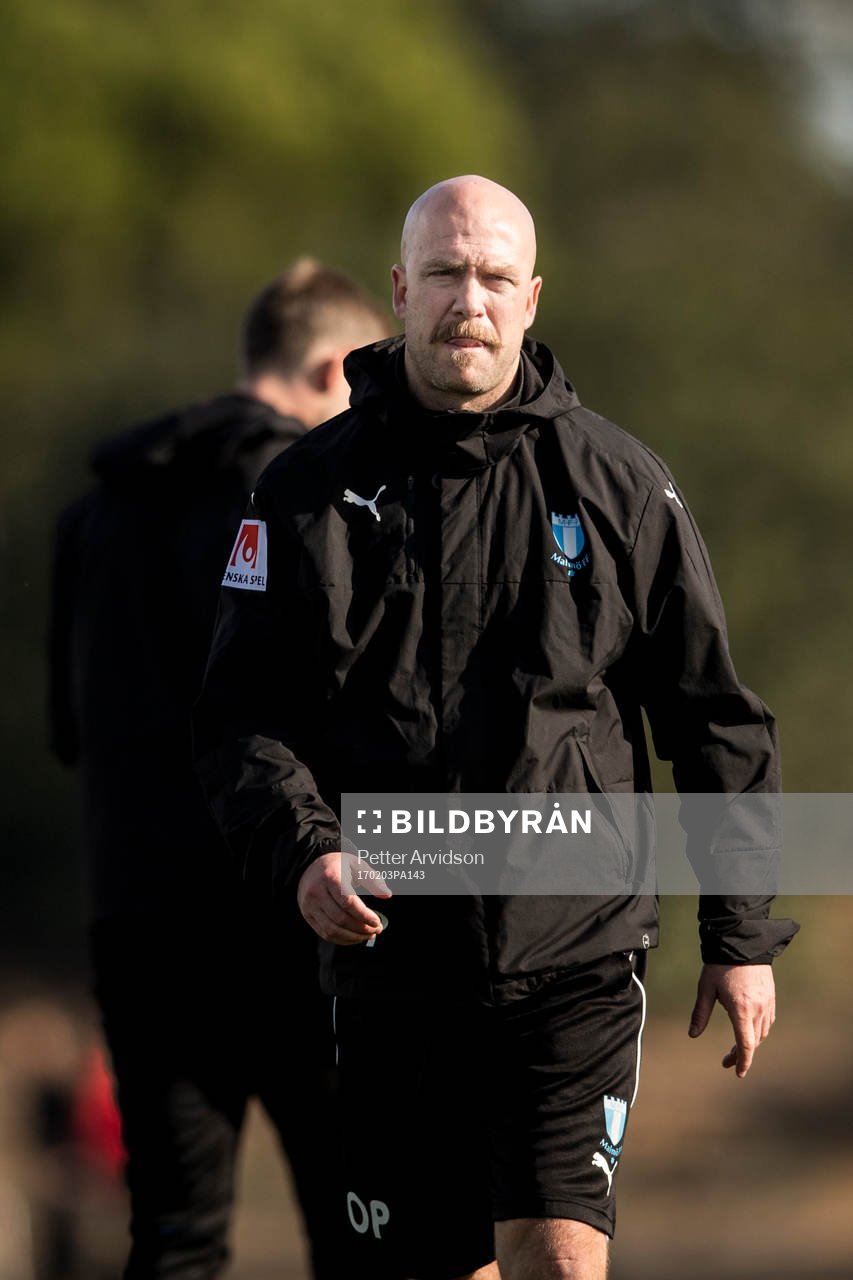 Assisterande tränare Olof Persson