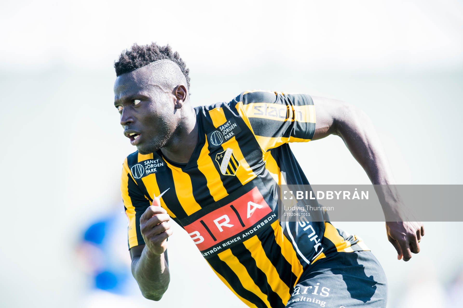 Häckens Alhassan Kamara under fotbollsmatchen mellan Häcken och Molde i Dubai International Cup den 4 februari 2017 i Dubai.