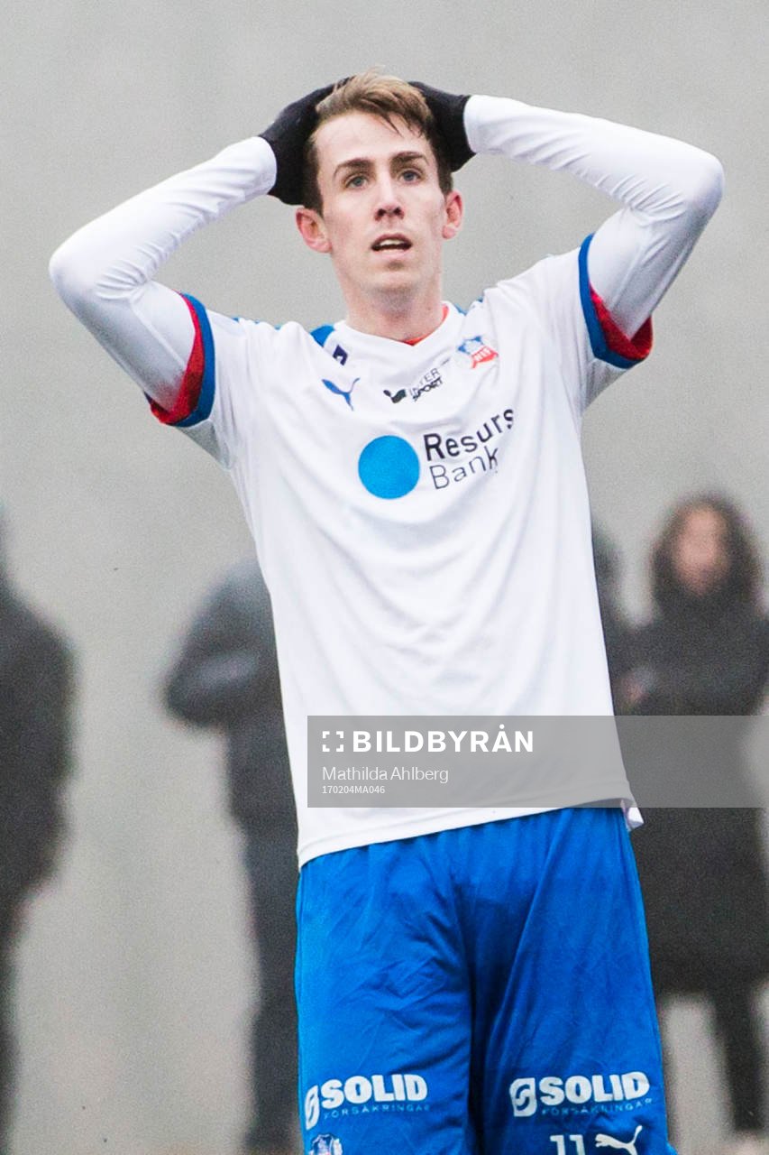 Helsingborgs Adam Eriksson deppar