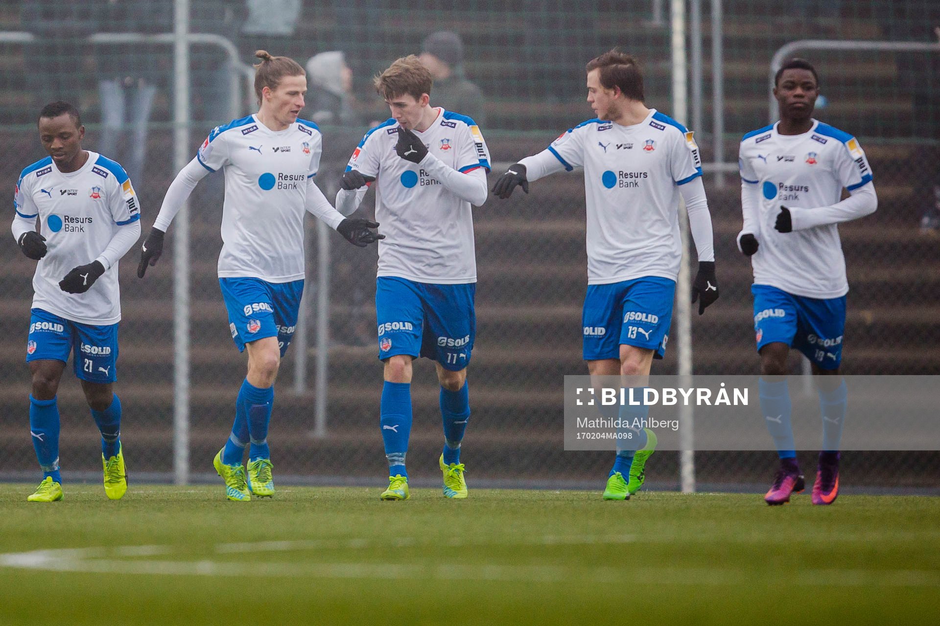 Helsingborgs Jesper Lange jublar med lagkamrater