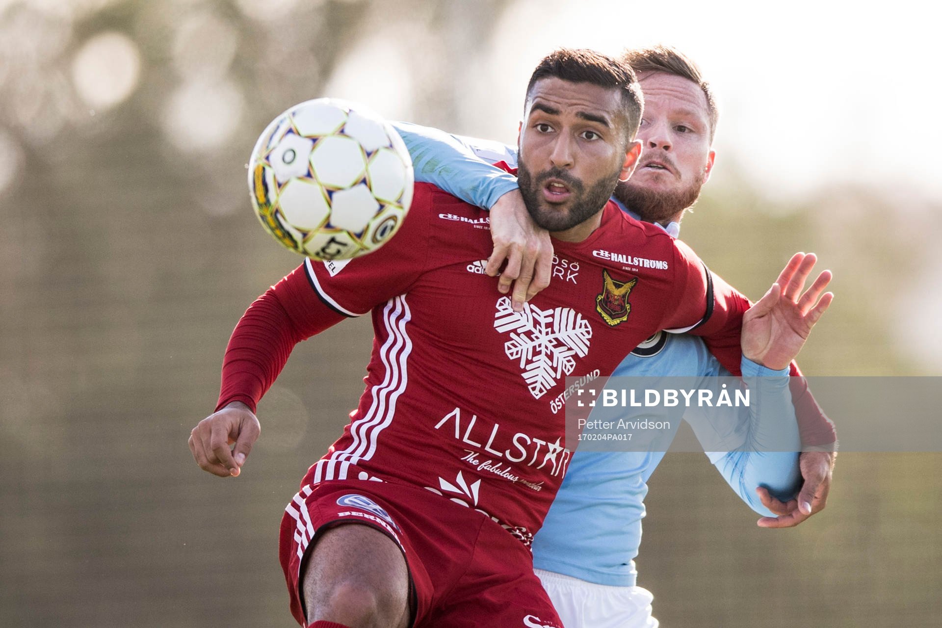 Östersunds Saman Ghoddos och Malmö FFs Lasse Nielsen