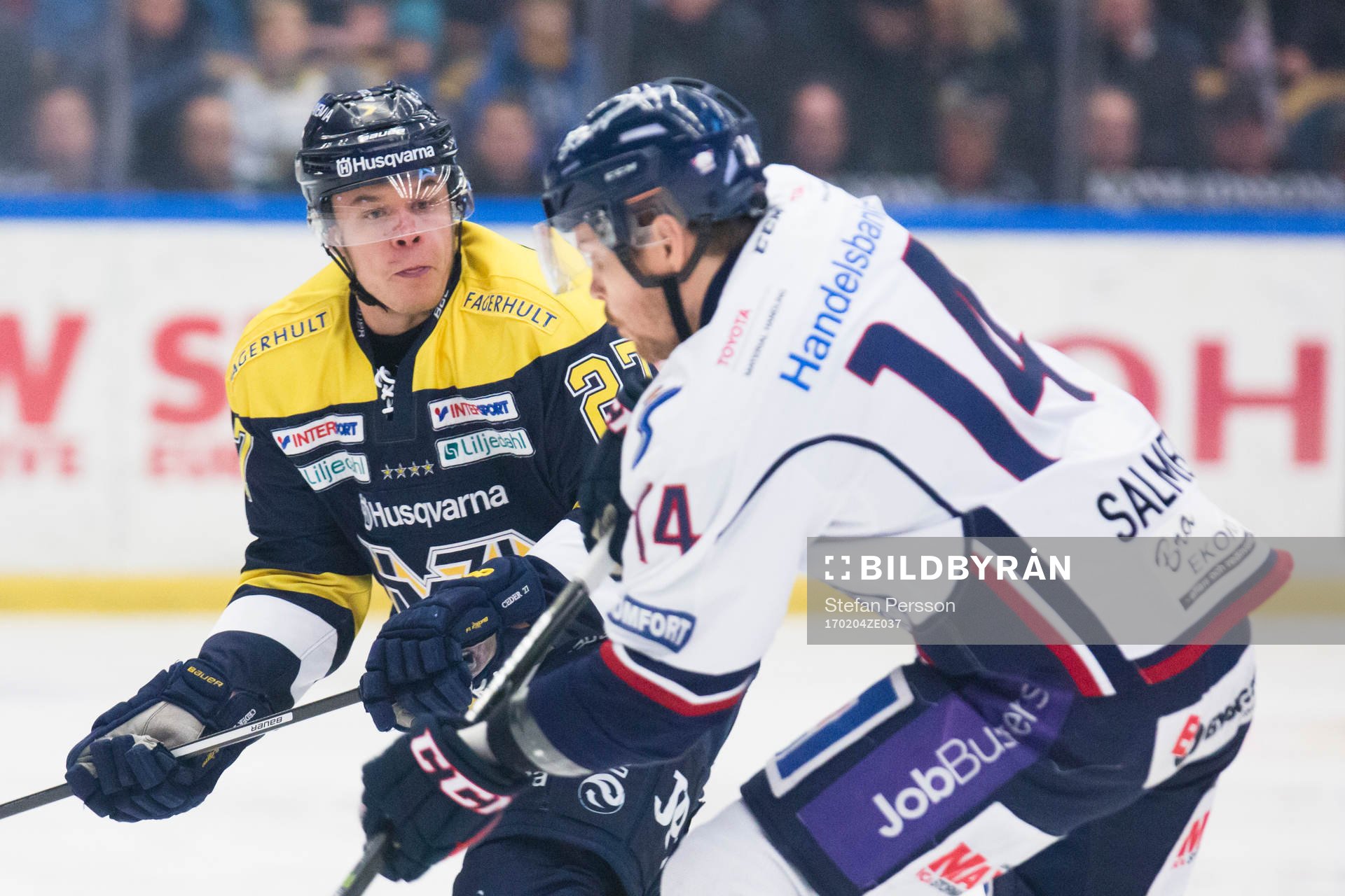 s Jacob Cederholm mot Linköpings Anssi Salmela