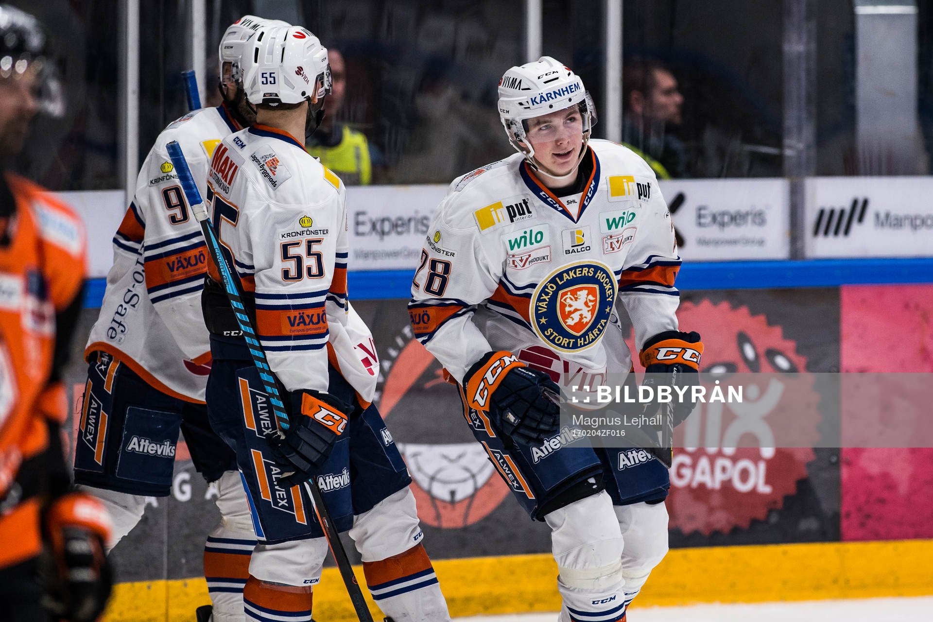 Växjös Nils Carnbäck  jublar