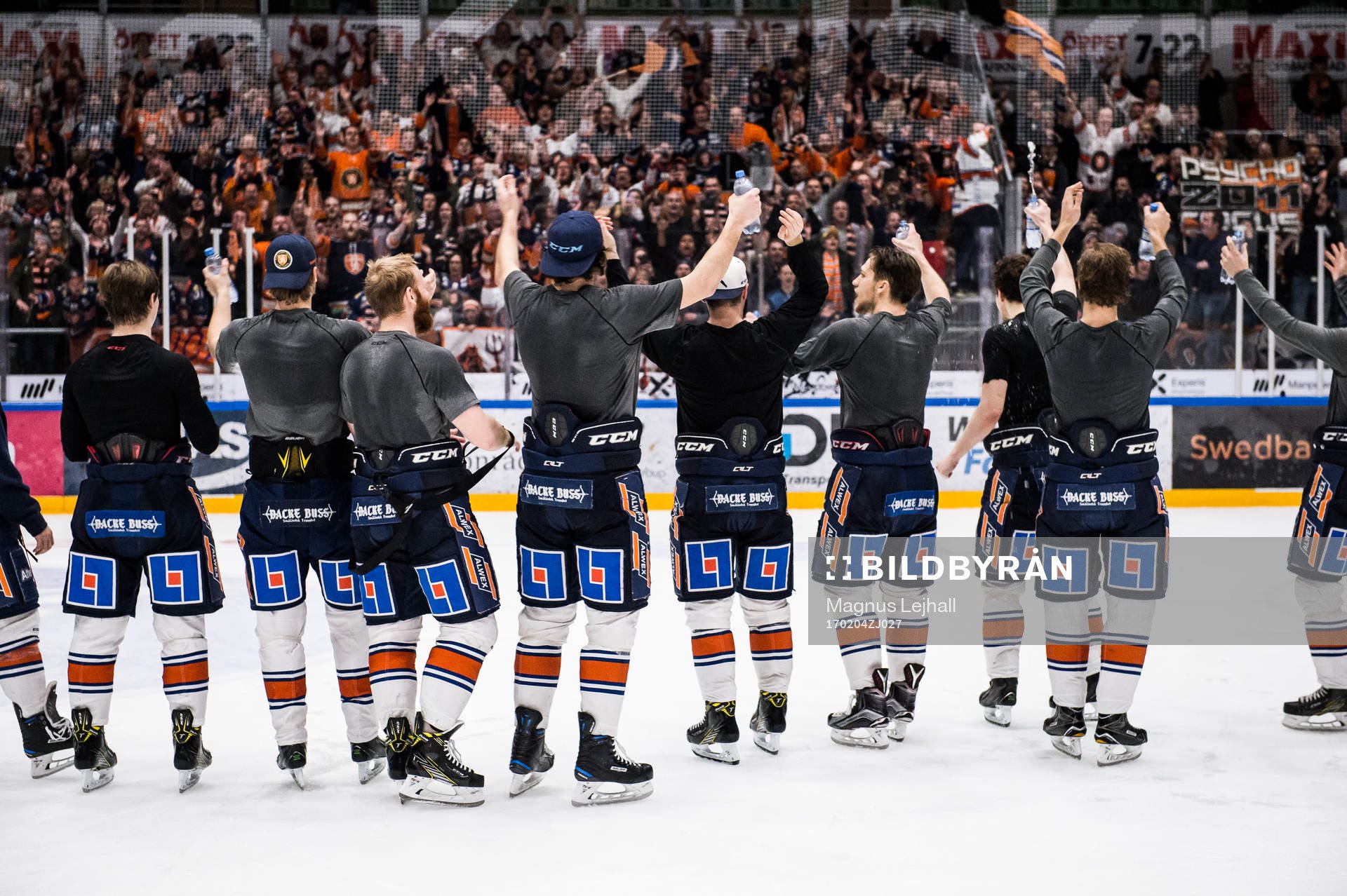 Växjö jublar och tackar supportrarna