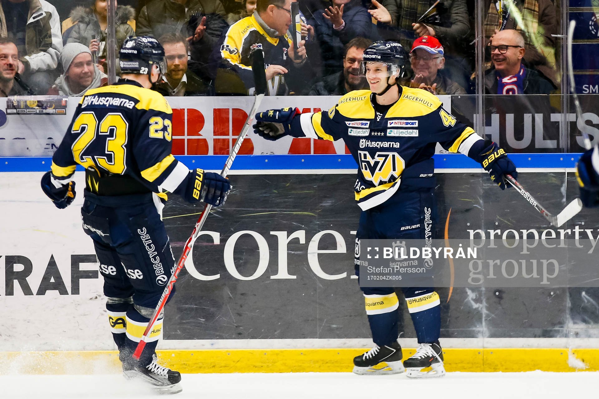 s Lias Andersson och Pär Arlbrandt jublar
