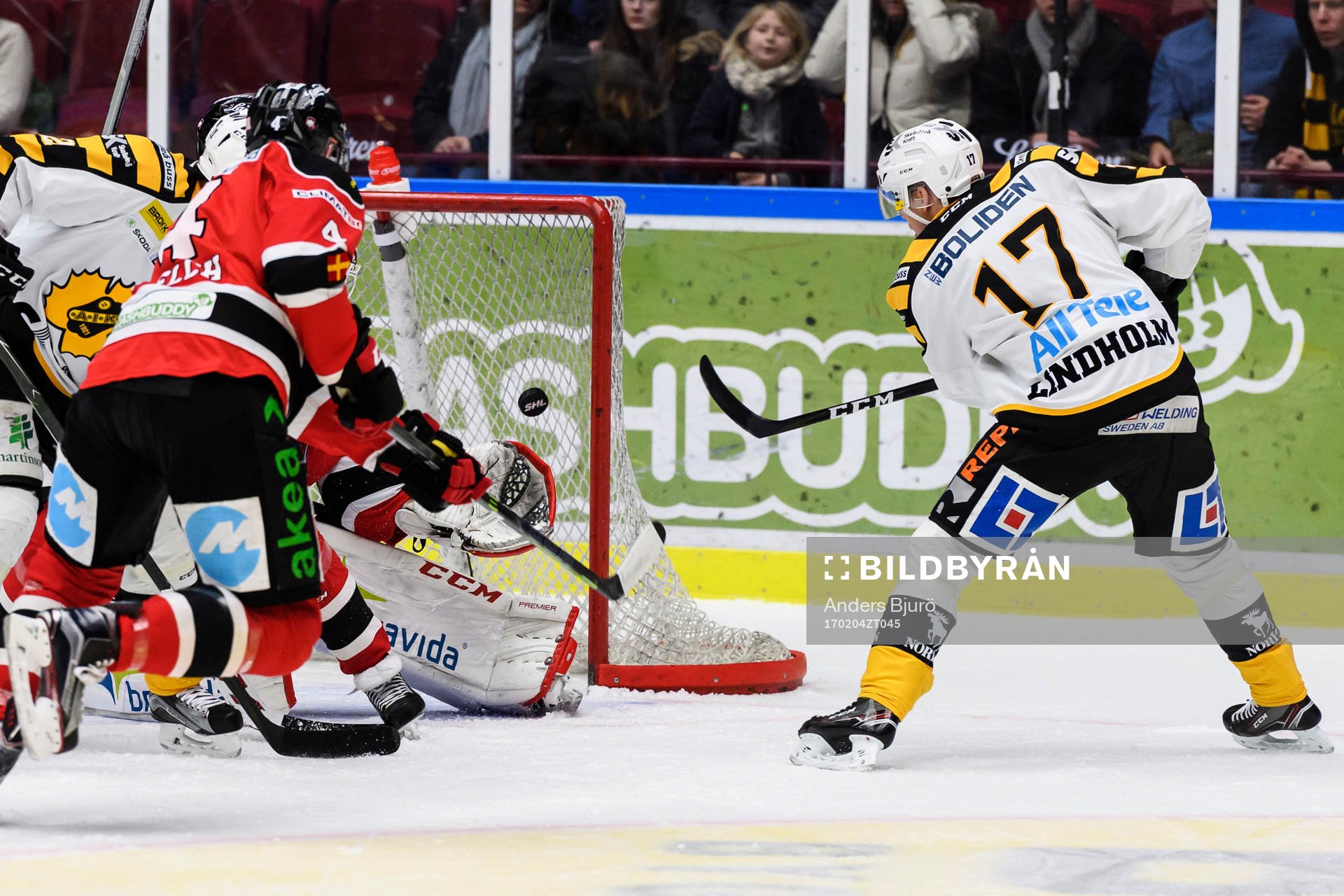 Skellefteås Pär Lindholm gör 1-2