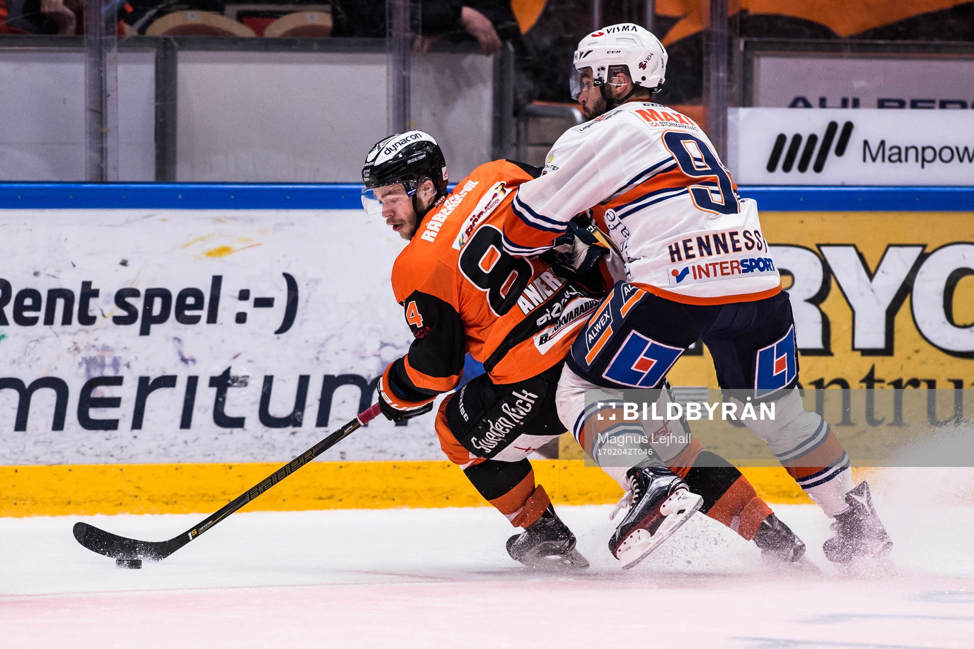 Karlskronas Jimmy Andersson  och Växjös Josh Hennessy