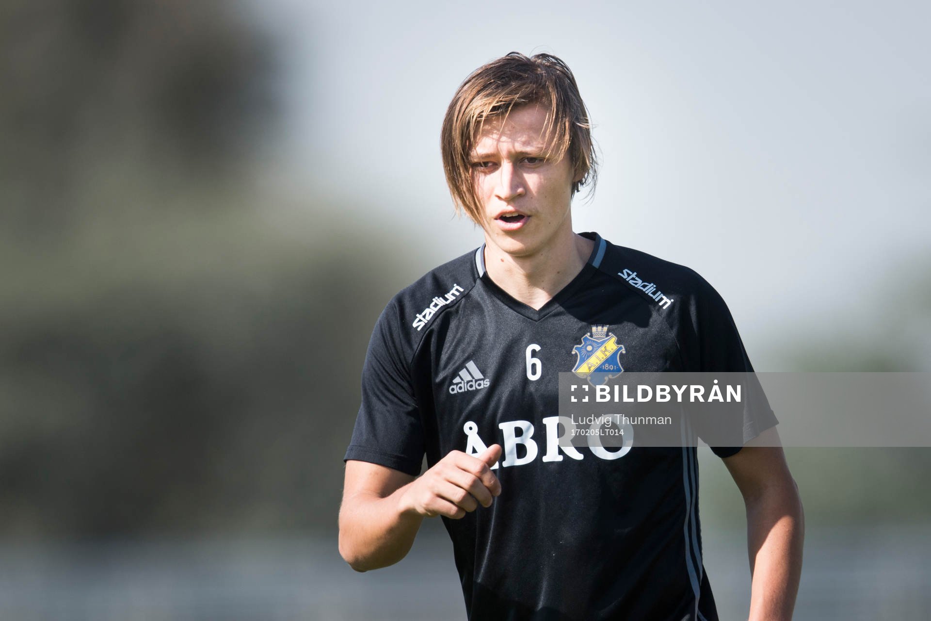 Simon Thern