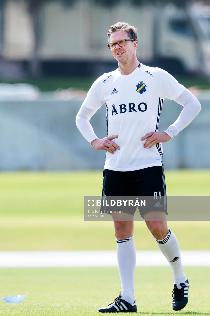 s tränare Rikard Norling