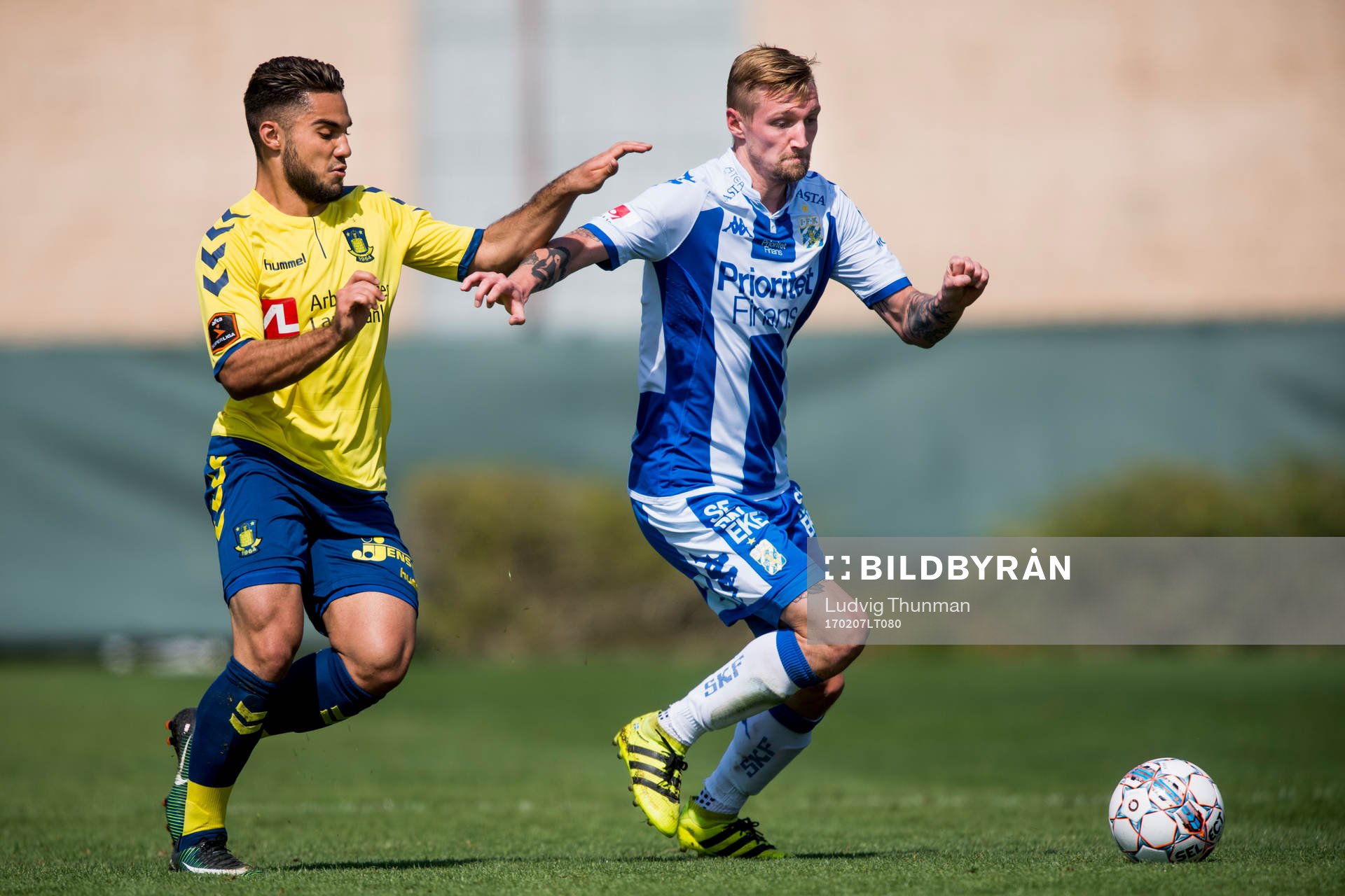Bröndbys Rezan Corlu jagar IFK Göteborgs Sebastian