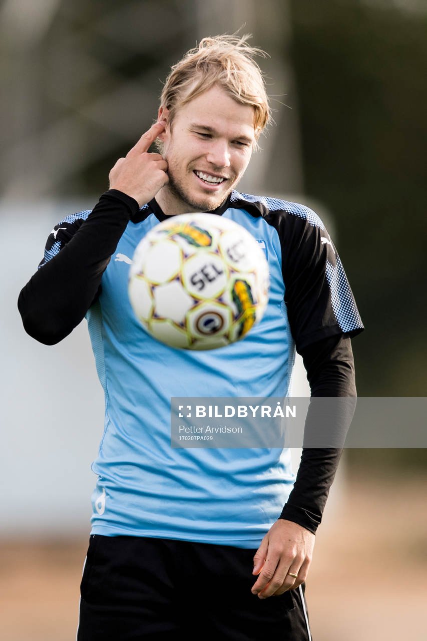 Oscar Lewicki