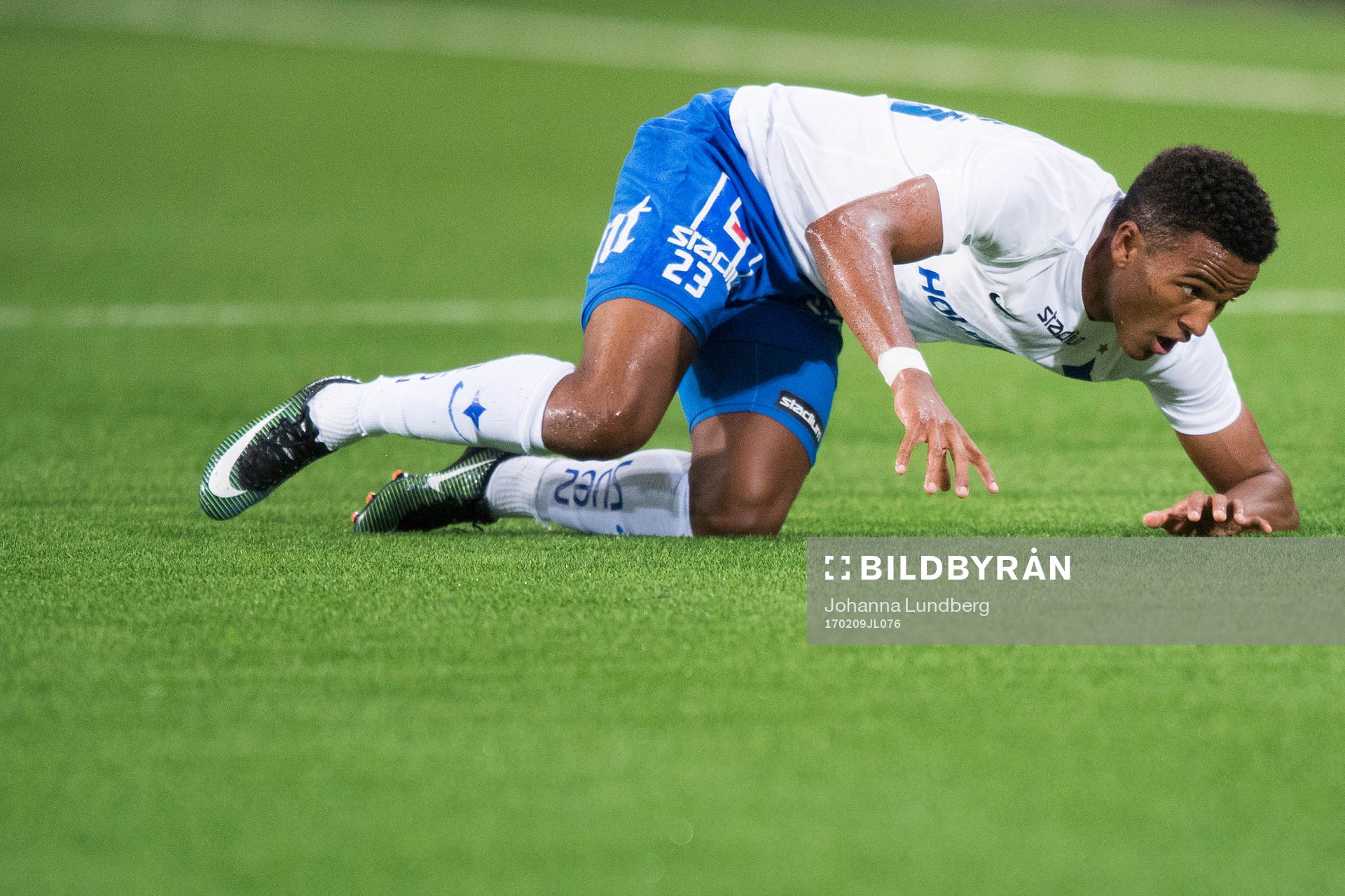 Norrköpings Niclas Eliasson faller