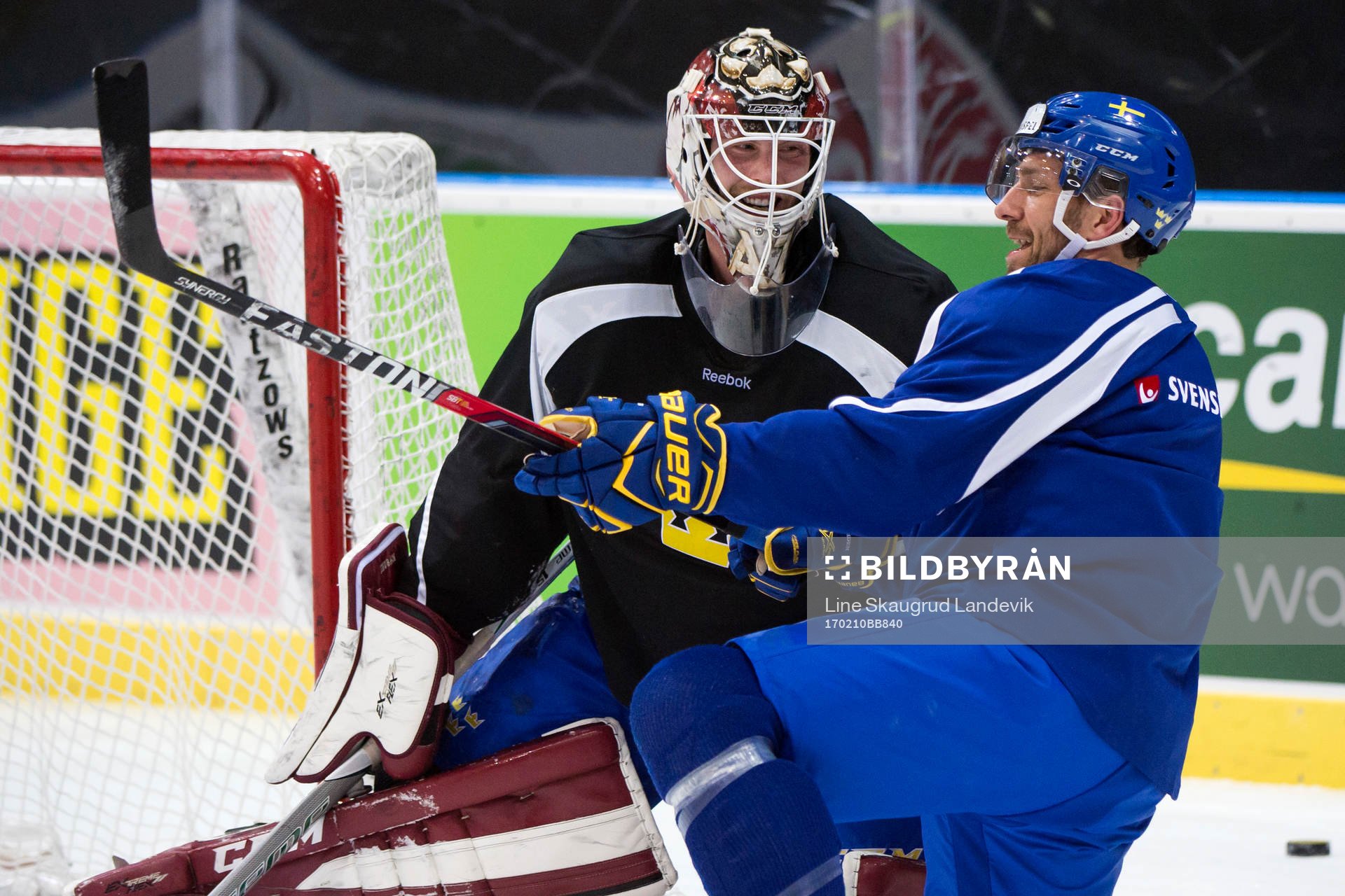 Målvakt Anders Lindbäck och Joel Lundqvist