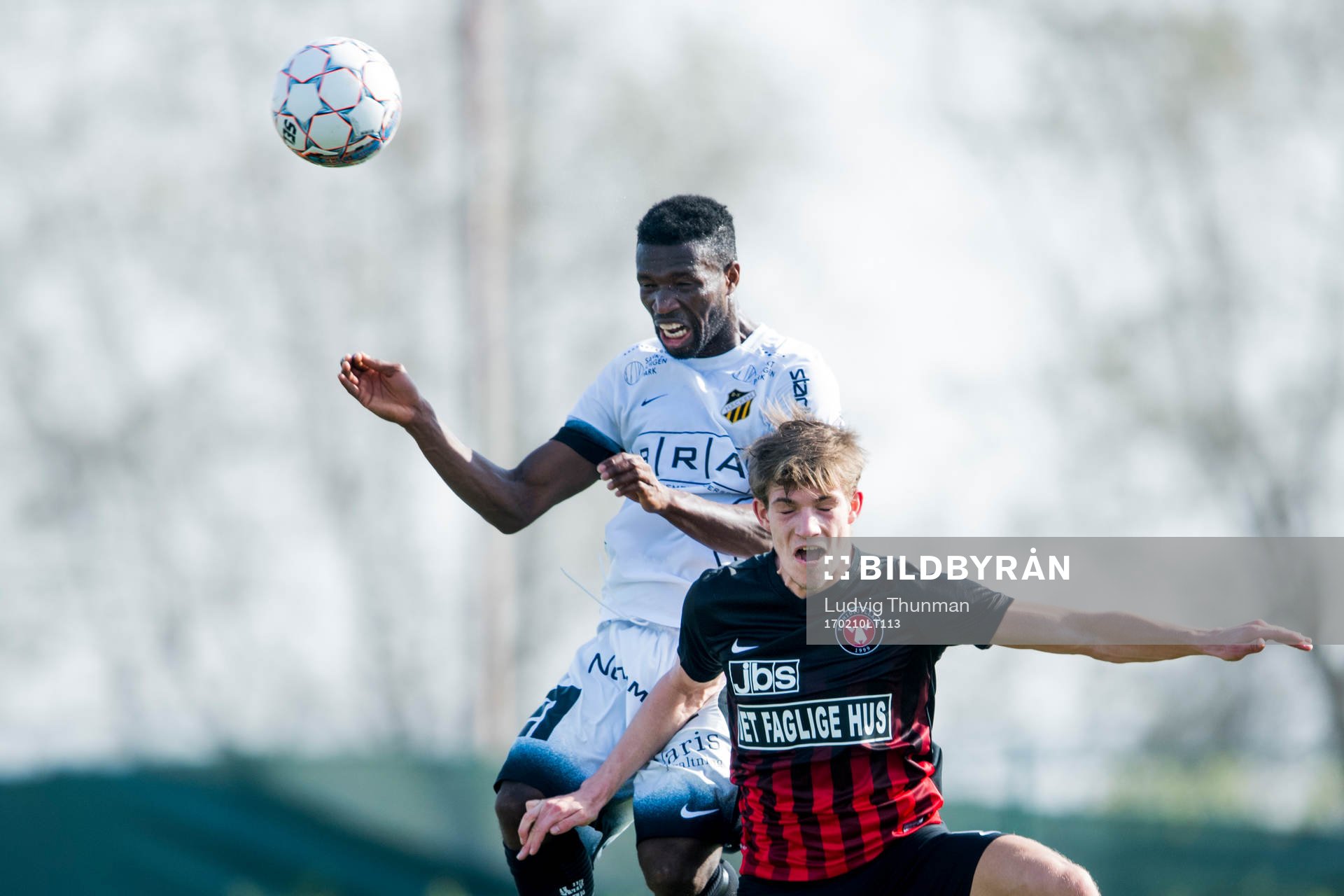 Midtjyllands Mads Vang och Häckens Mohammed Abubakari