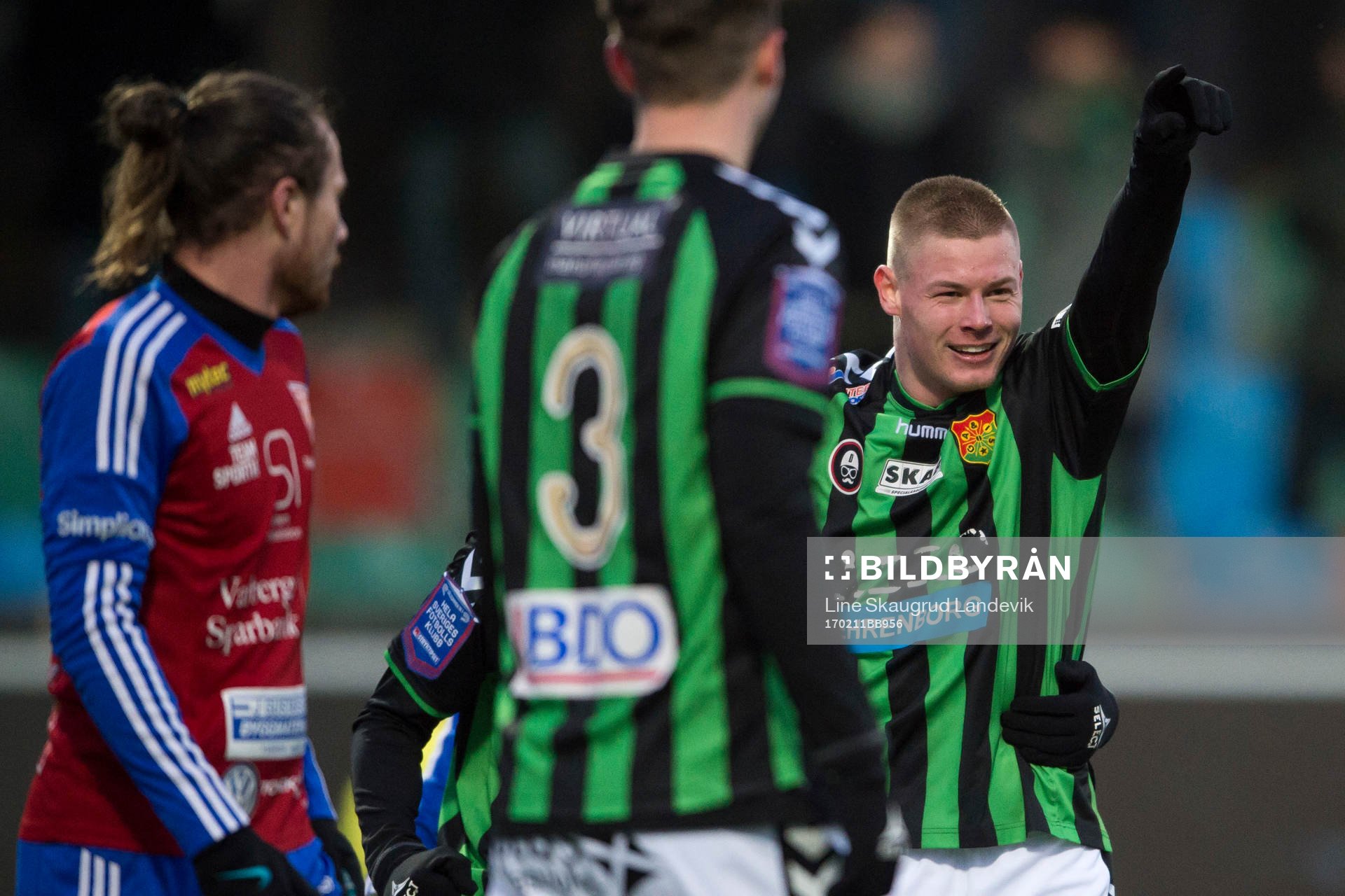 Gais målskytt Aleksander Leksell jublar