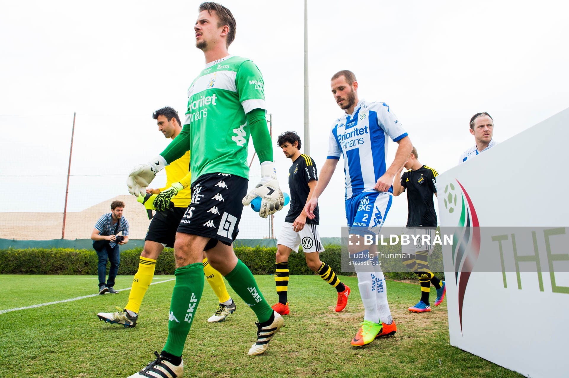 IFK Göteborgs målvakt Erik Dahlin och Emil Salomonsson