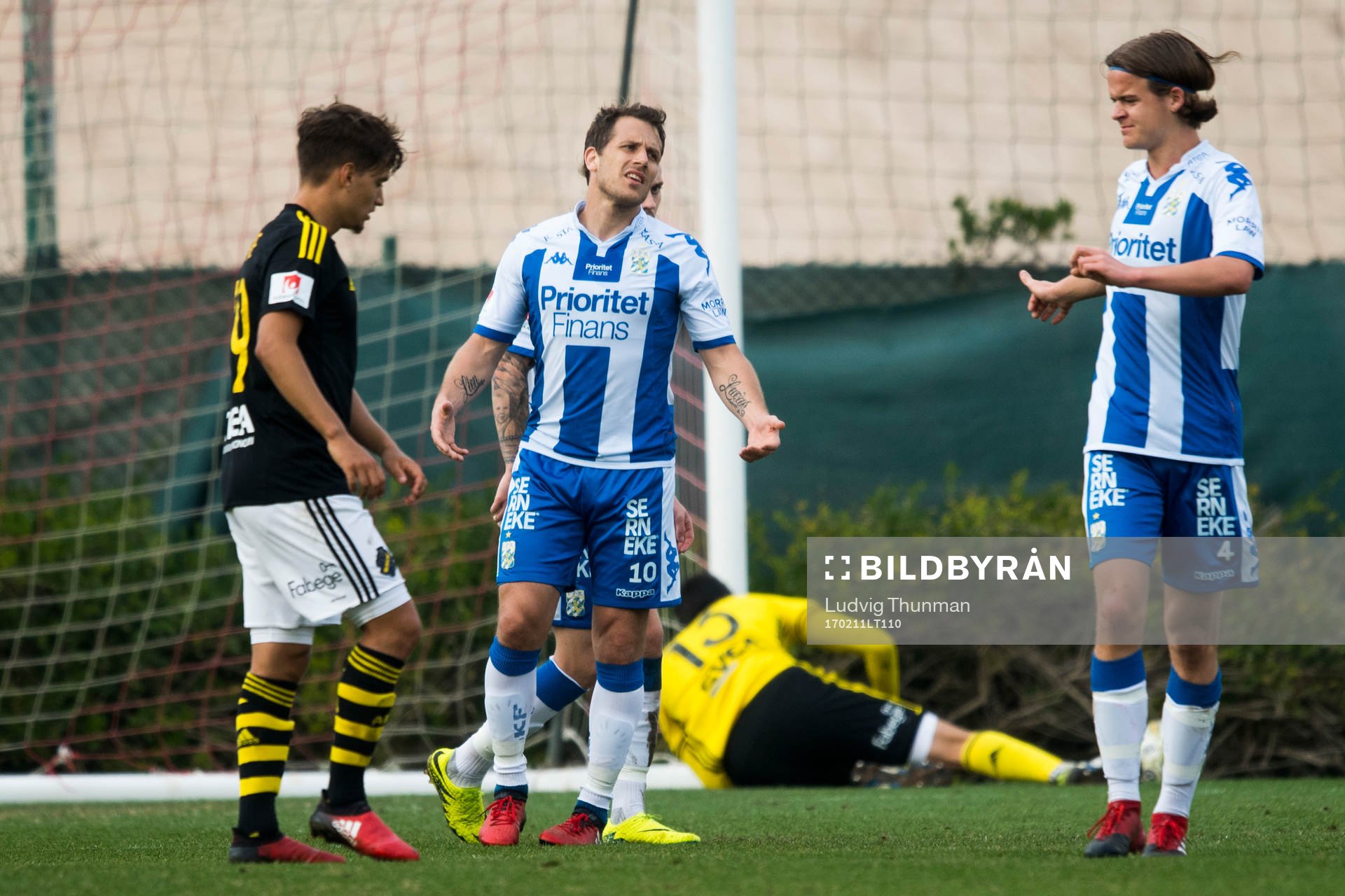 IFK Göteborgs Tobias Hysen och August Erlingmark deppar
