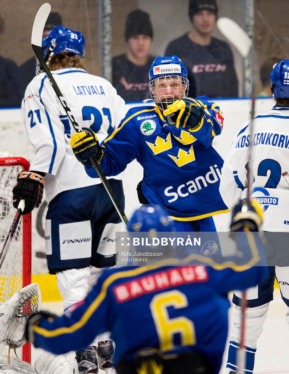 Sveriges Fabian Zetterlund jublar med Tomothy Liljegren