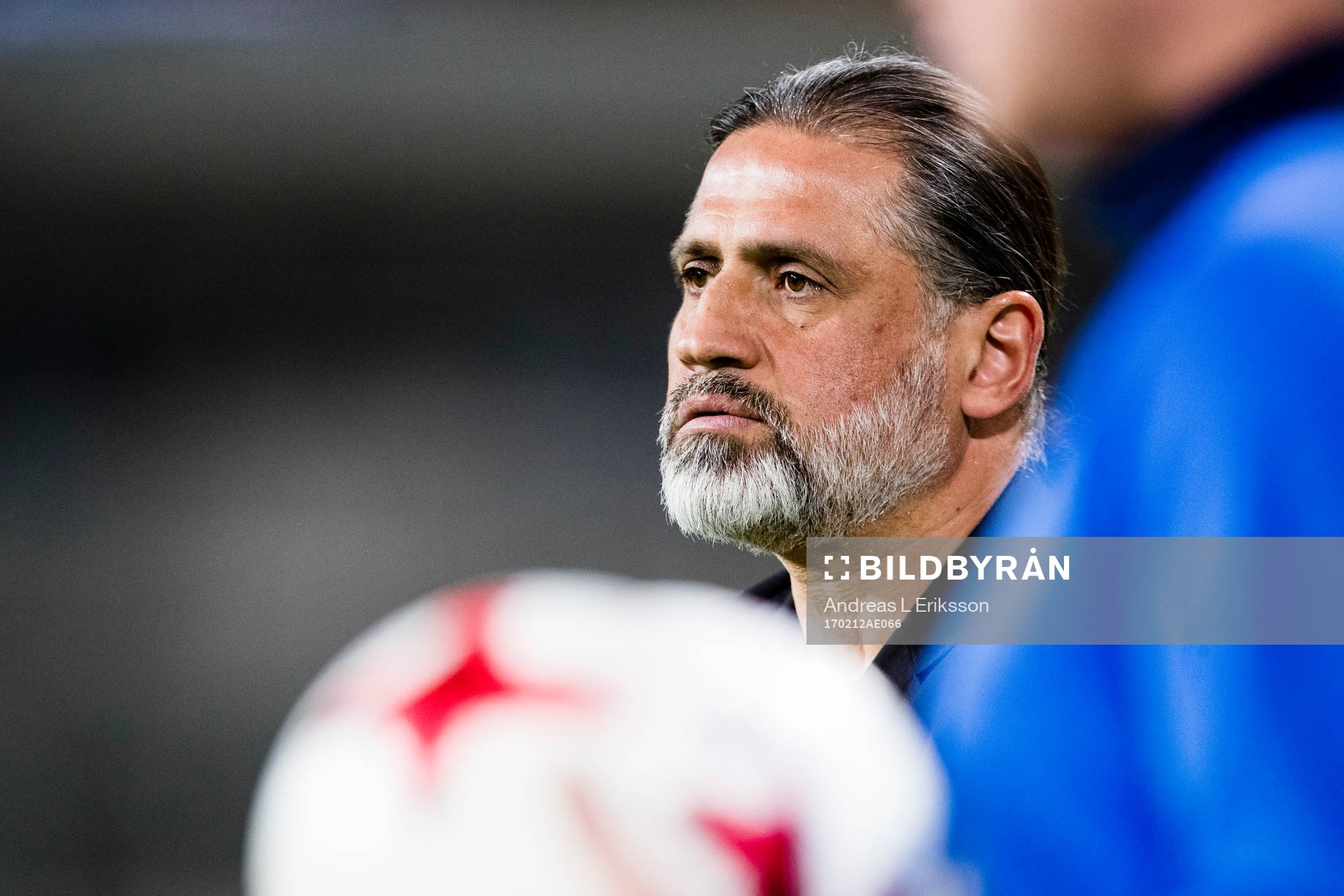 Djurgårdens tränare Özcan Melkemichel innan