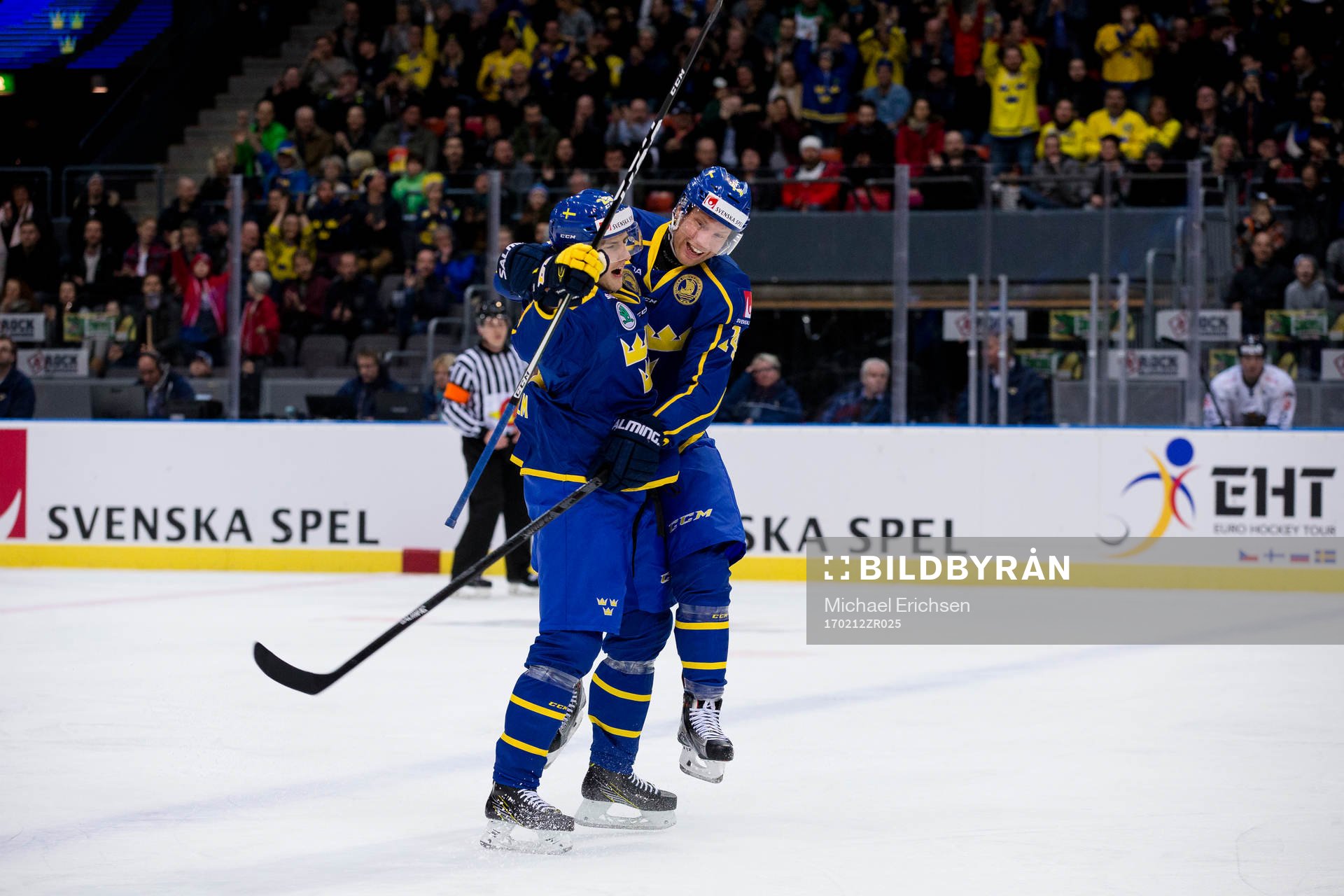 Sveriges Philip Holm jublar ihop med Richard Gynge