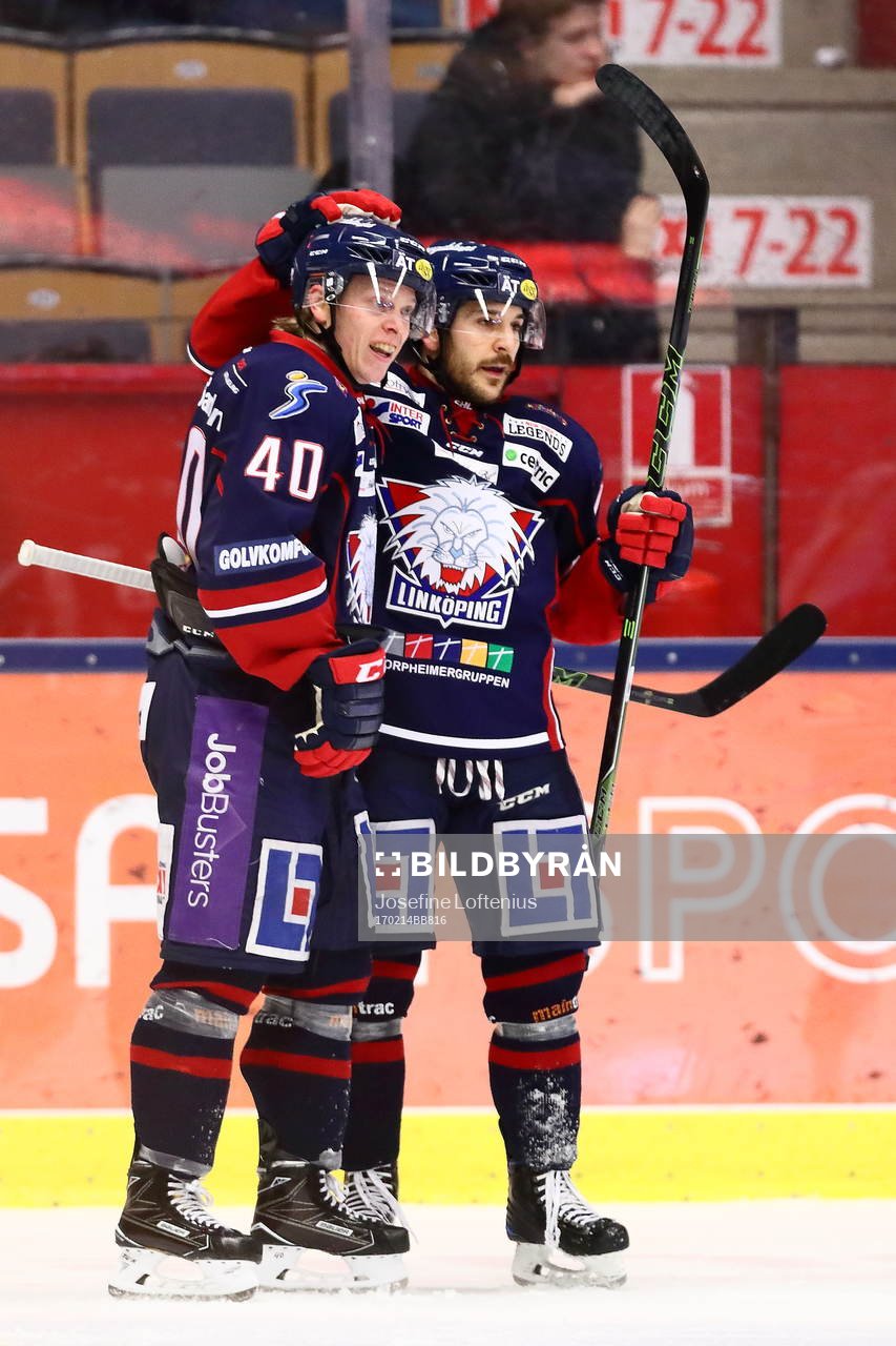 Linköpings Ken Andre Olimb och Garrett Roe jublar