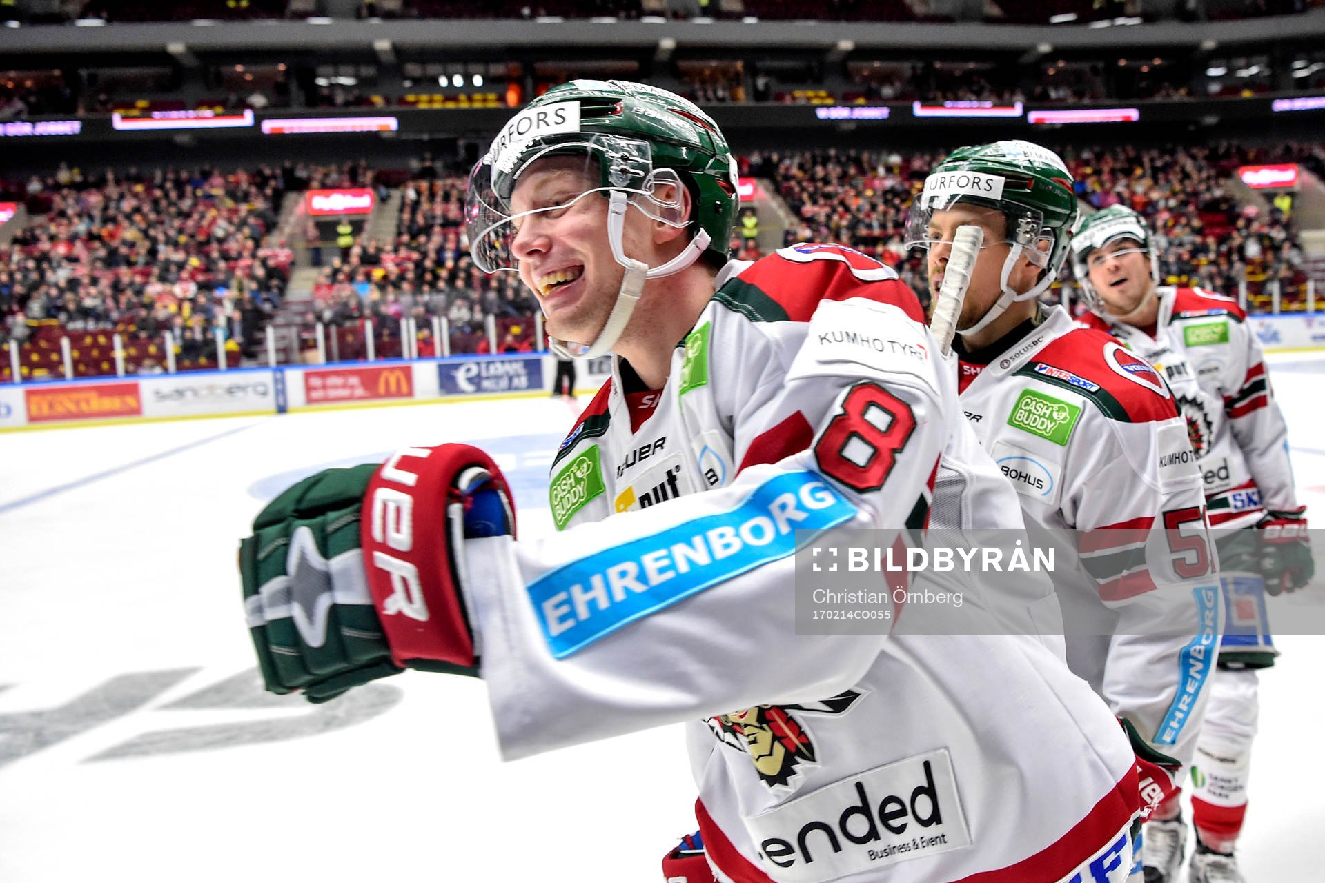 Frölundas John Nyberg jublar