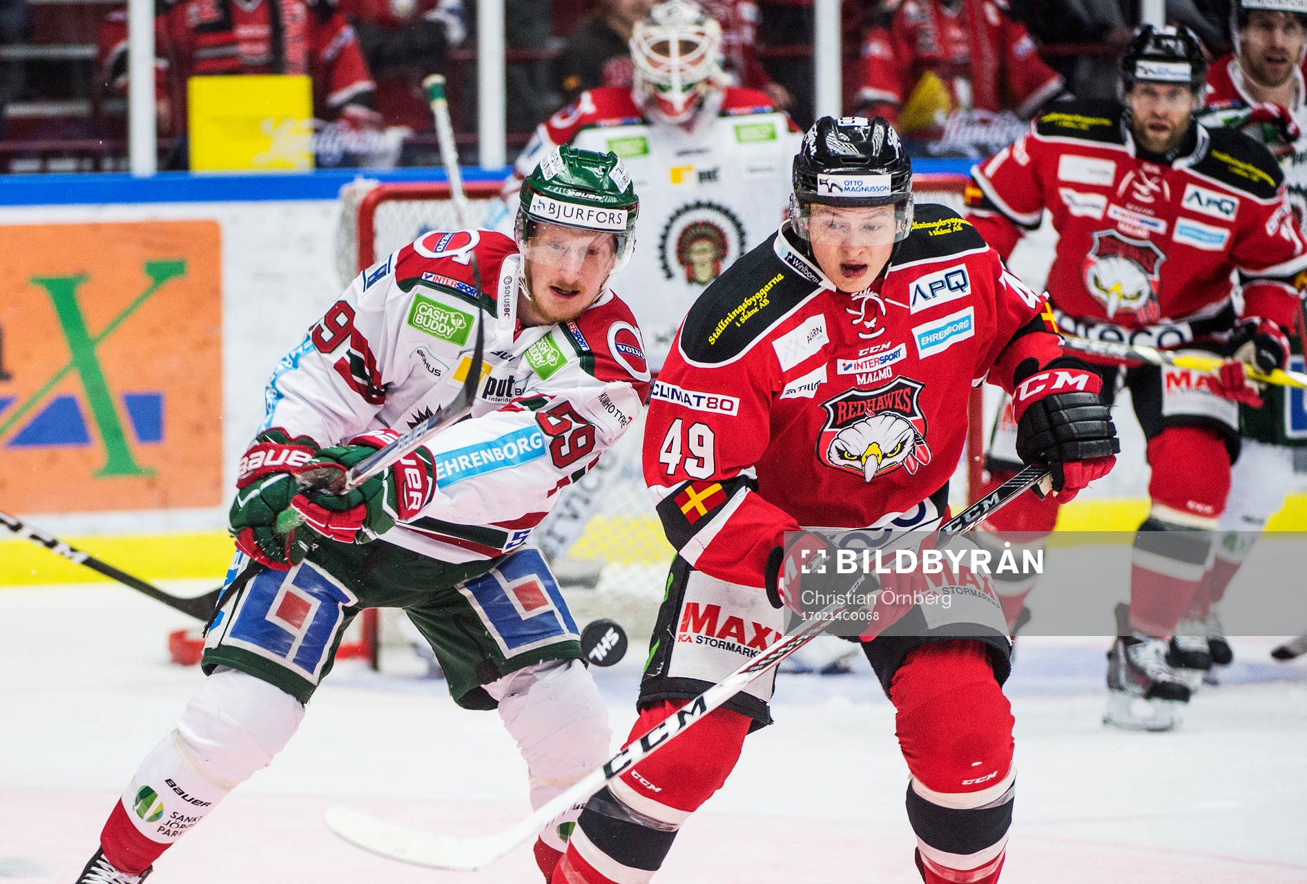 Frölundas Simon Hjalmarsson mot Malmö Redhawks Rhett