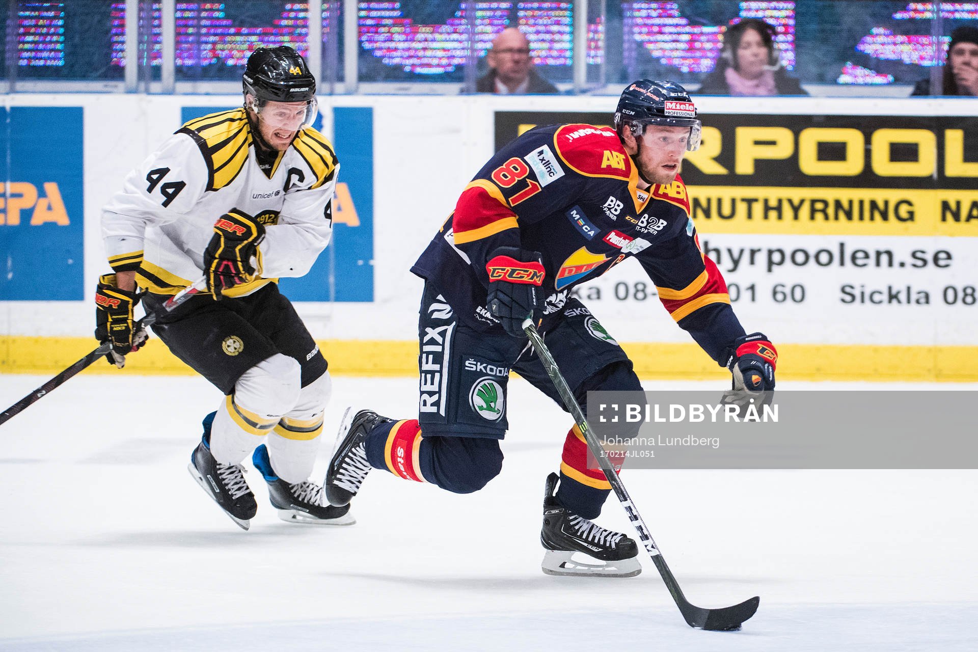Brynäs Jacob Blomqvist jagar Djurgårdens Calle Ridderwall