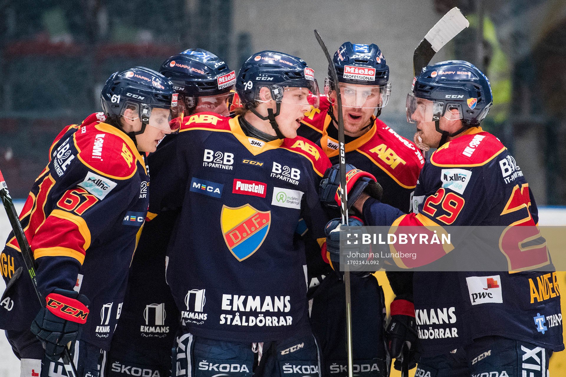 Djurgårdens Patrik Lundh gör 4-3 och jublar med Markus