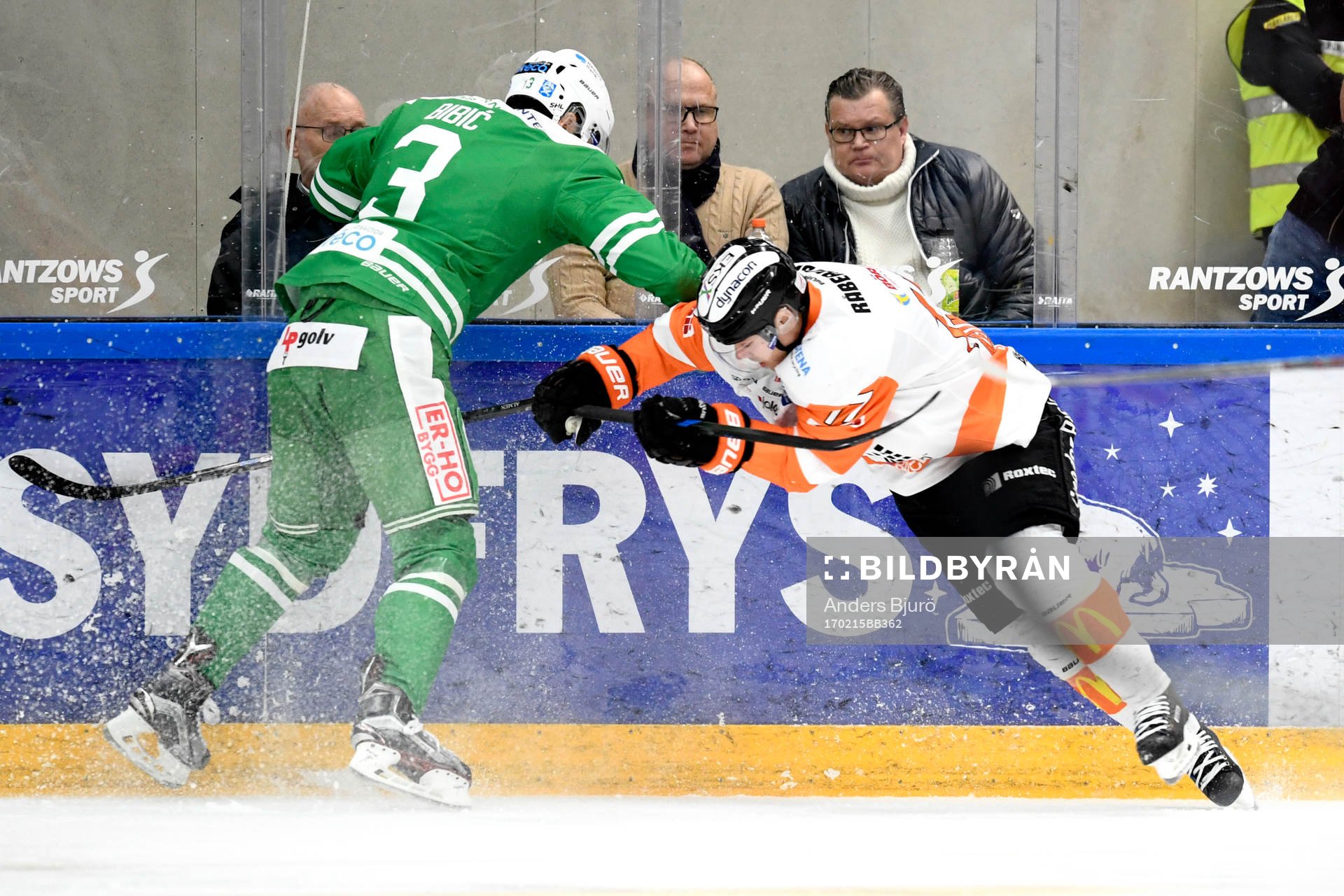 Rögles Almen Bibic och Karlskogas Joel Kellman