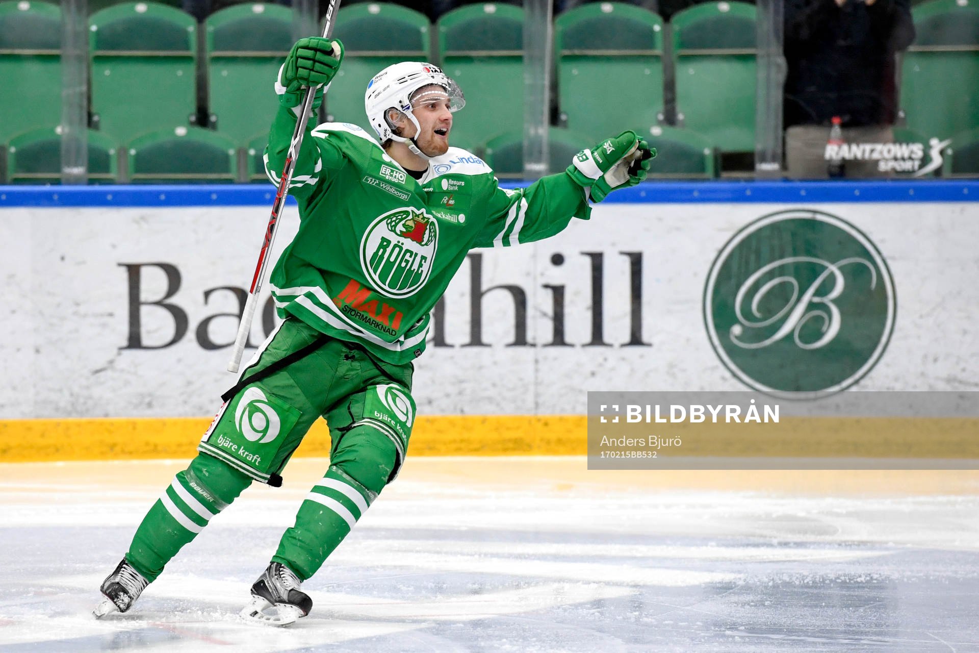 Rögles Simon Ryfors jublar