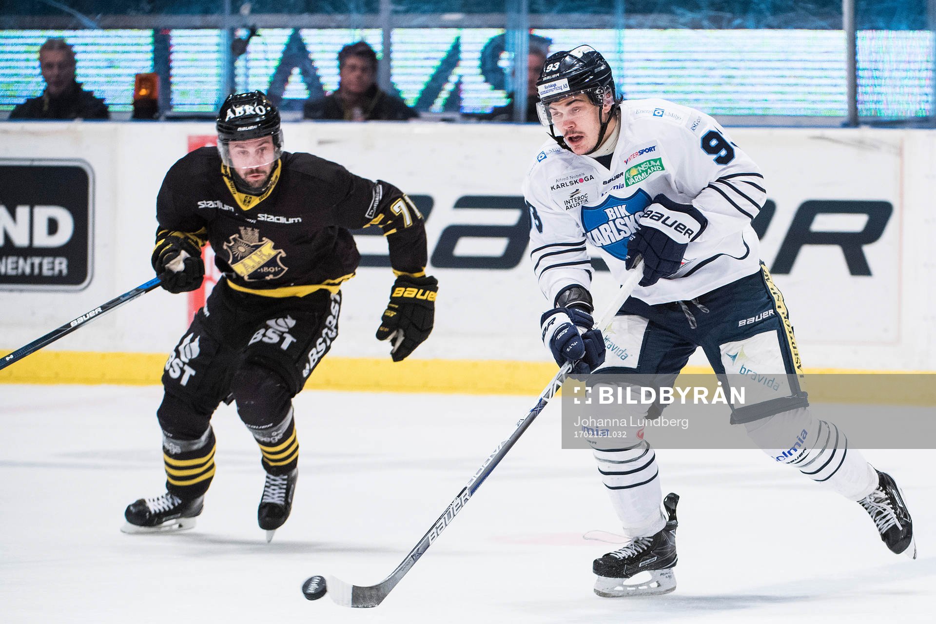 s Daniel Olsson-Trkulja och Karlskogas Thomas Valkvae-Olsen