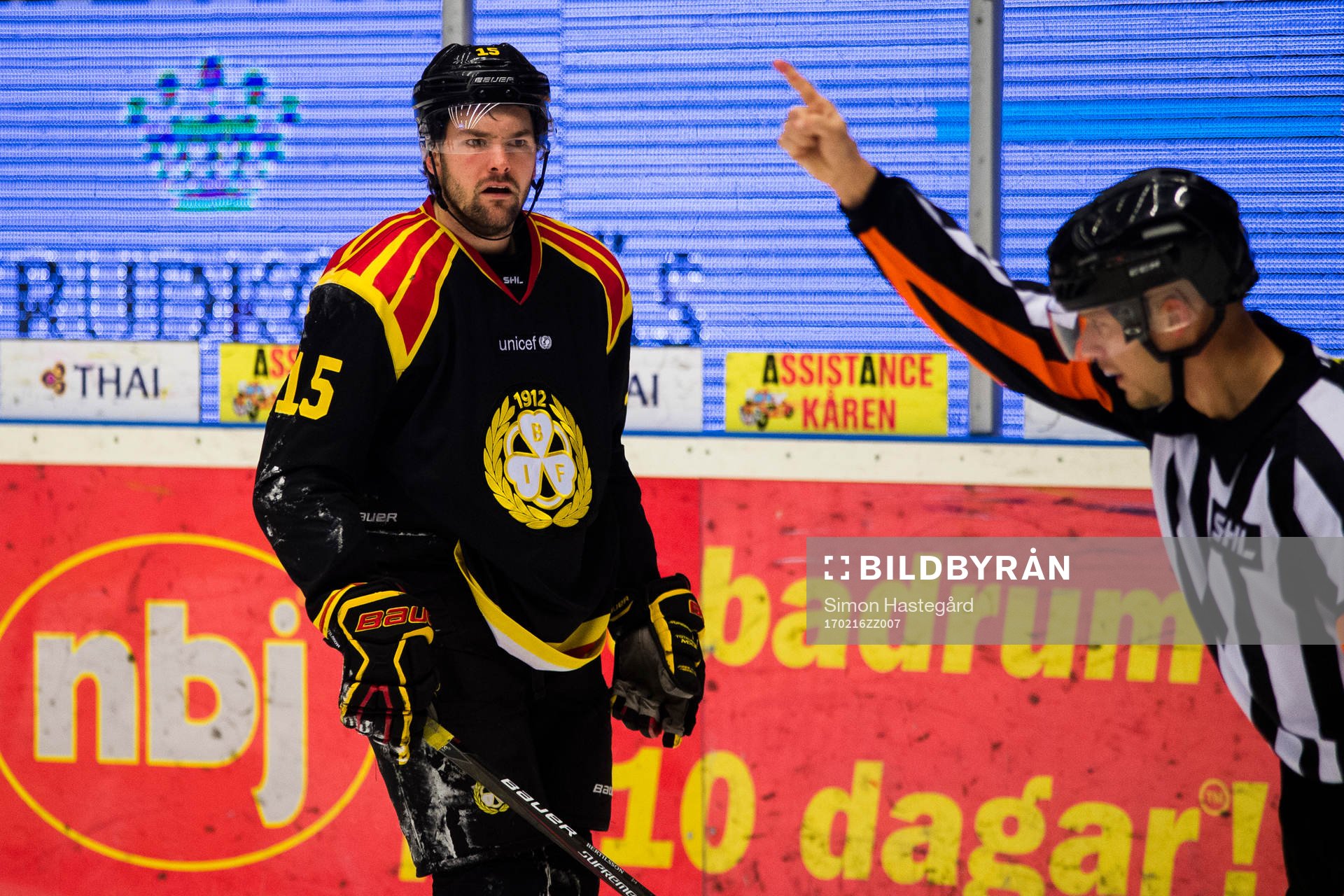 Brynäs Simon Bertilsson deppar