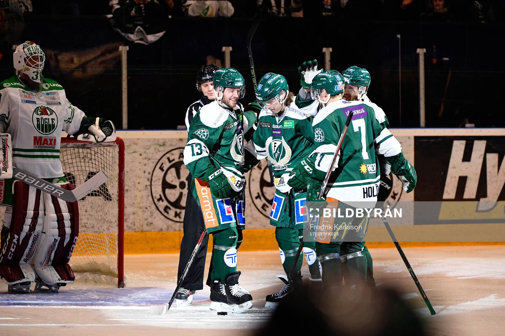 Färjestads spelare jublar