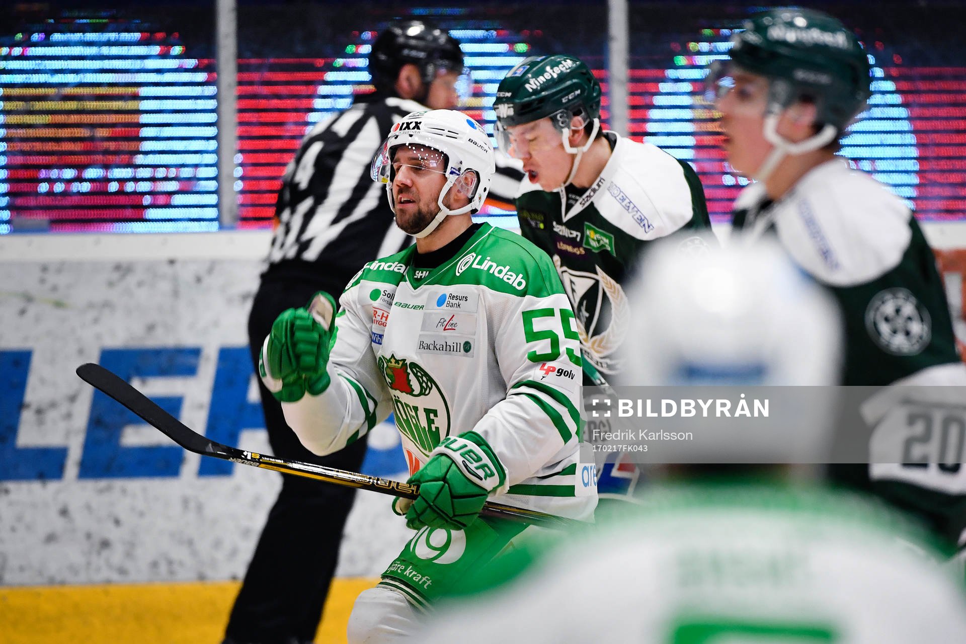 Rögles Felix Schütz jublar