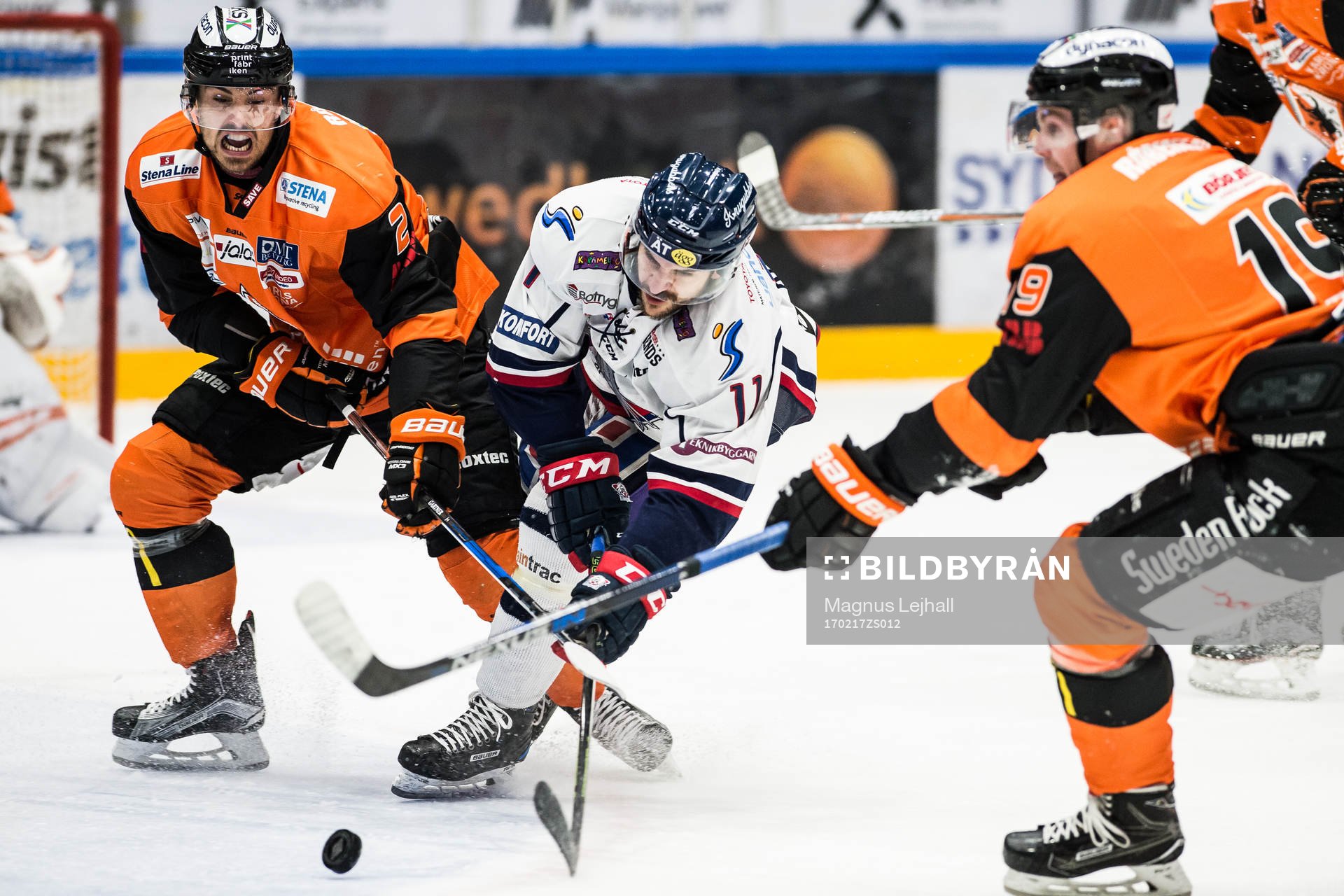 Karlskronas Robin Gartner  och Linköpings Garret Roe och