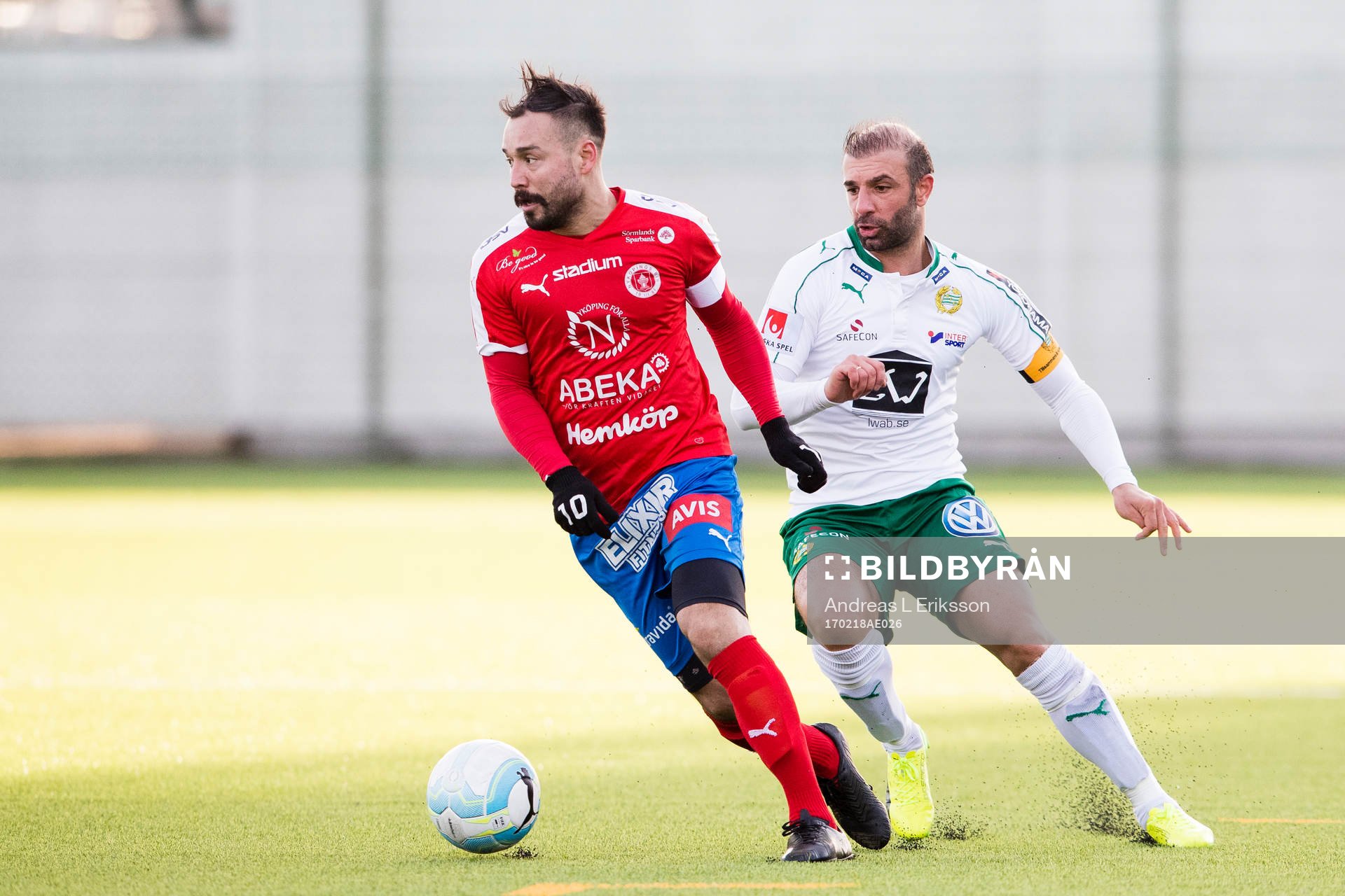 Nyköpings Dago Funes jagas av Hammarbys Kennedy Bakircioglu