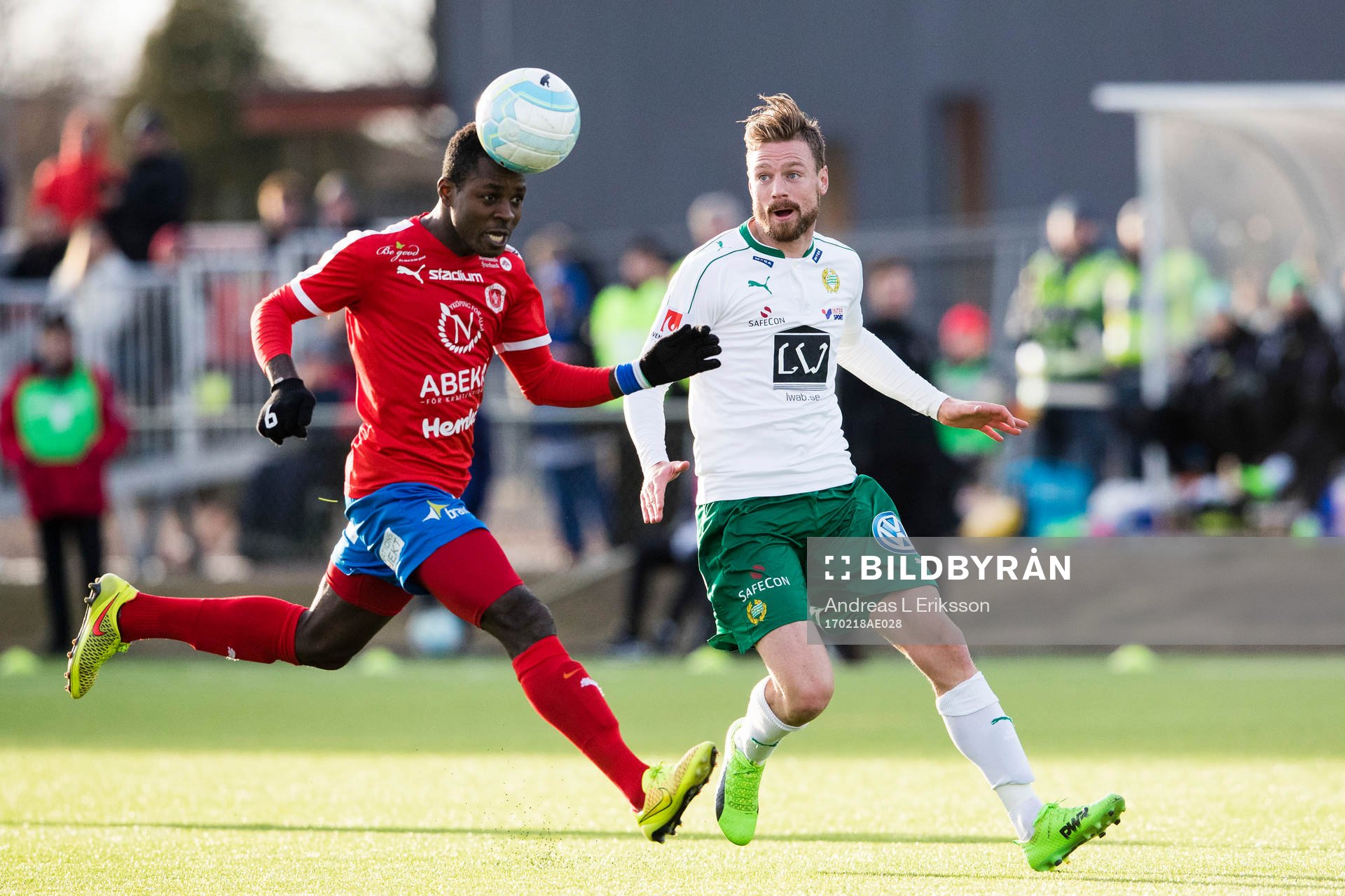 Nyköpings Ishmael Koroma och Hammarbys Arnór Smárason