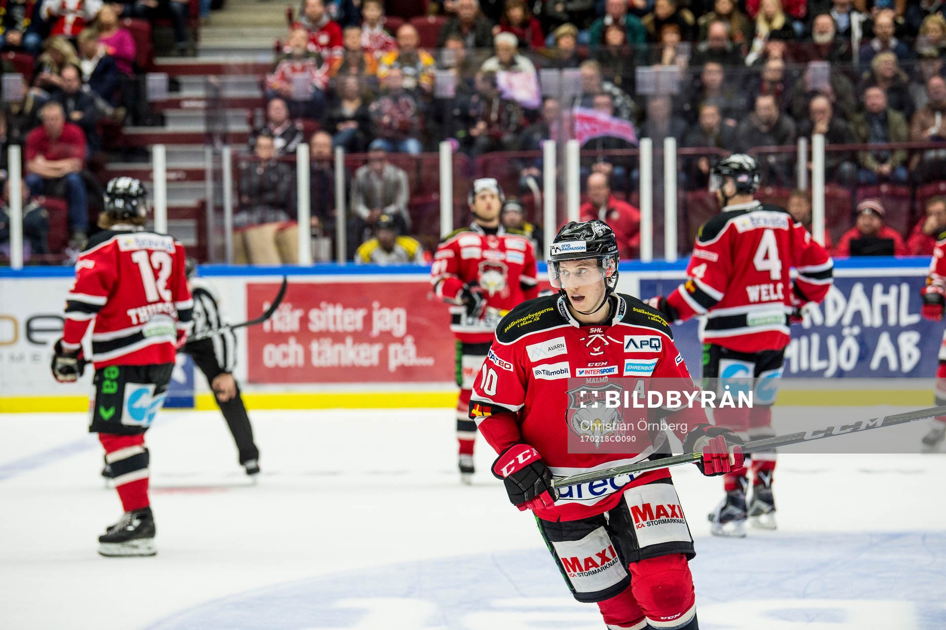 Malmö Redhawks Robin Alvarez deppar med lagkamraterna