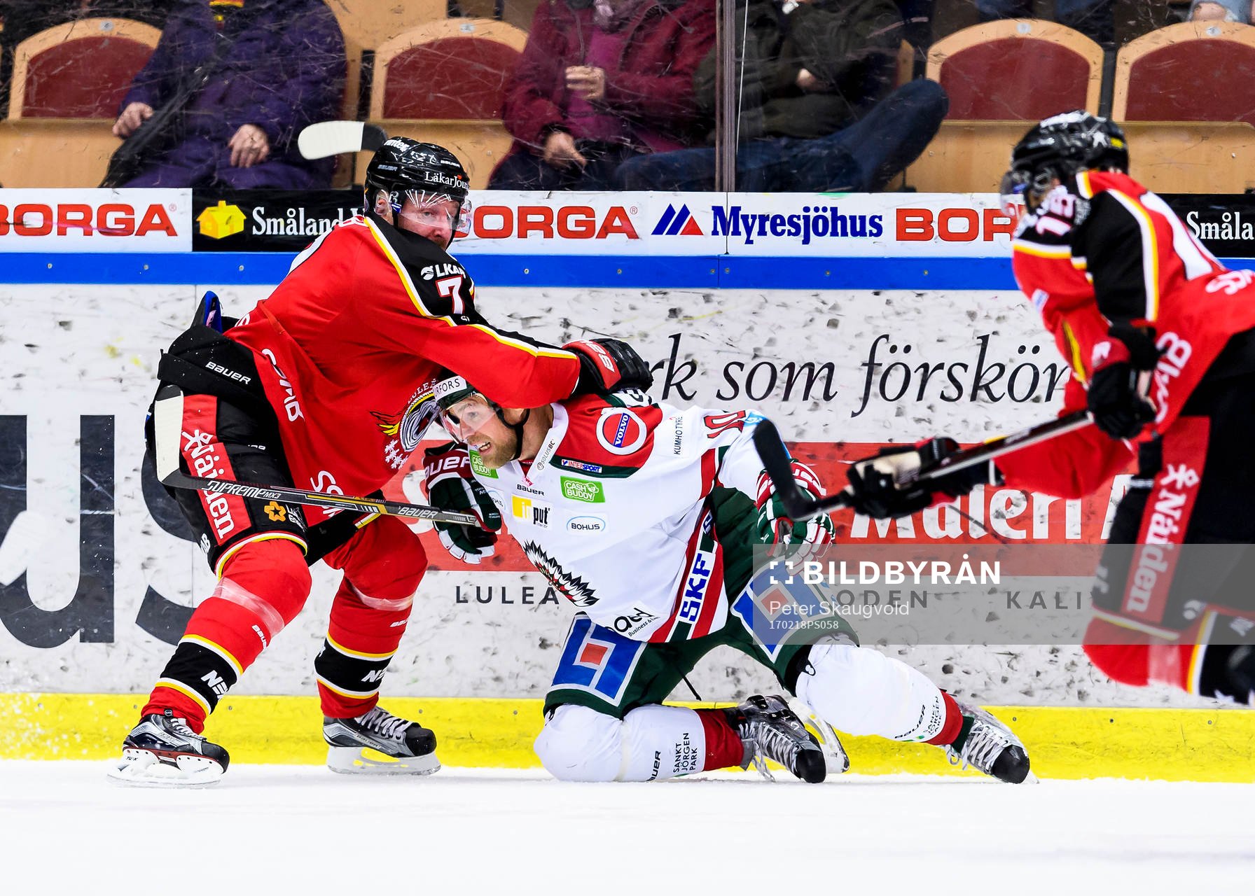 Luleås Jan Sandström stoppar Frölundas Sean Bergenheim