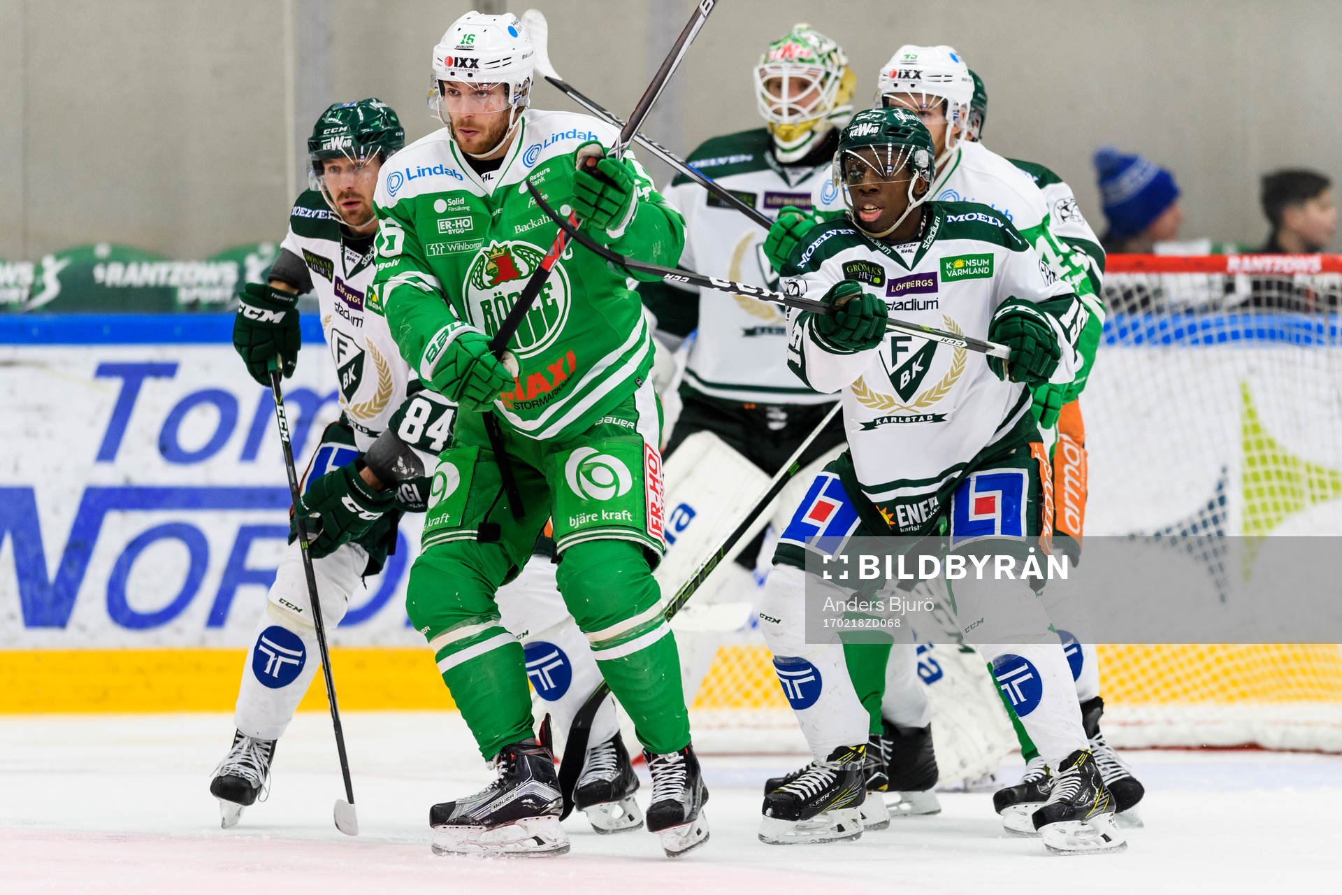 Rögles Christopher Liljewall och Färjestads Hugo Enock