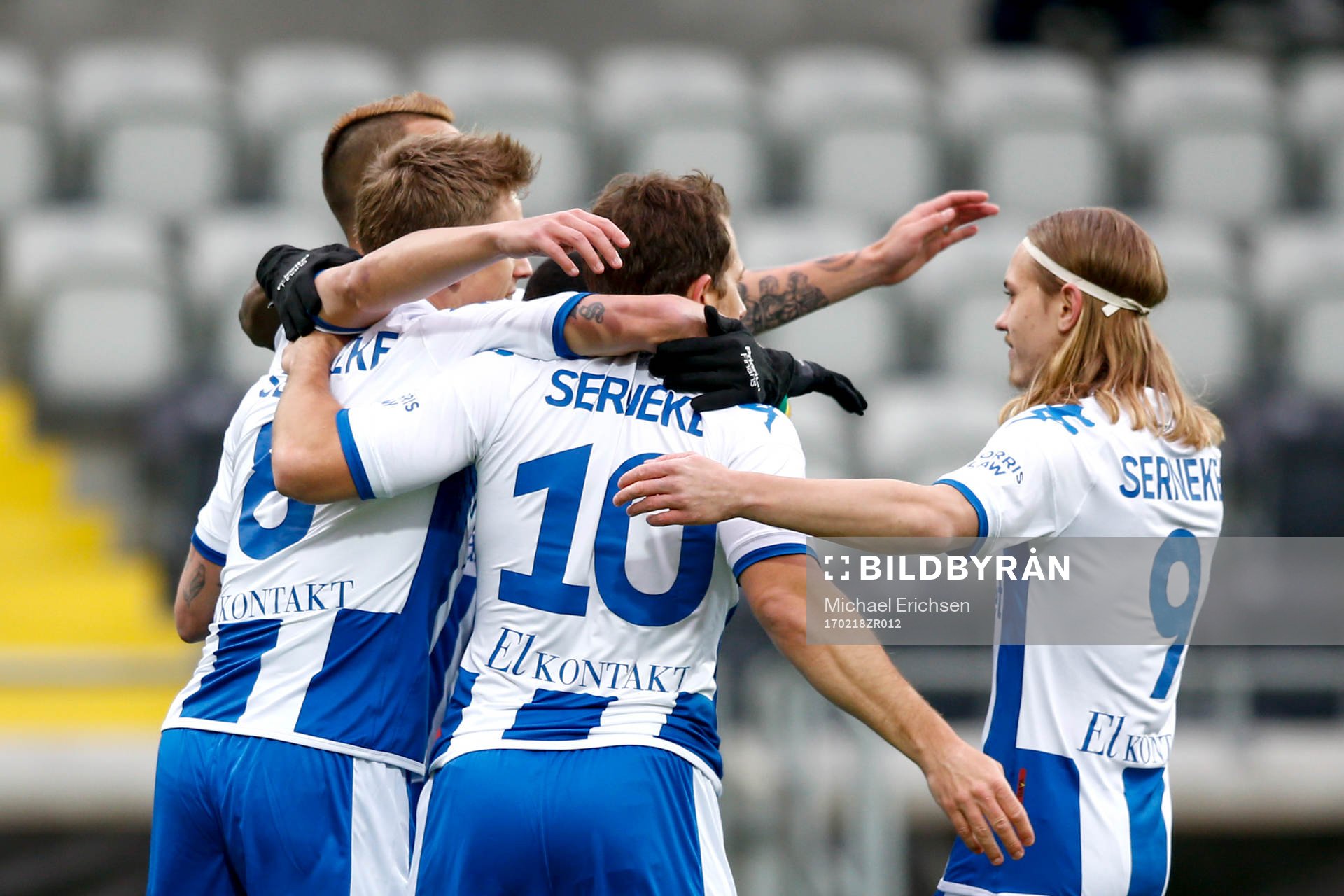 IFK Göteborgs Sören Rieks jublar med lagkamrater