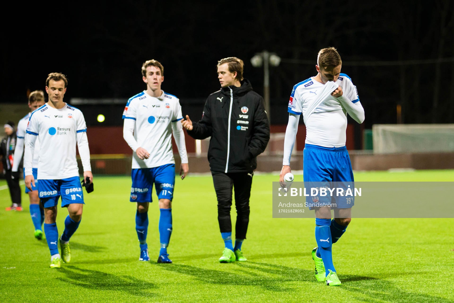 Helsingborgs Erik Kitolano (h) , Adam Eriksson (m) och