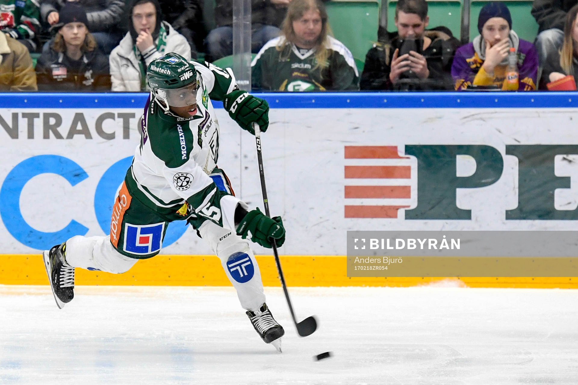 Färjestads Hugo Enock gör 1-1