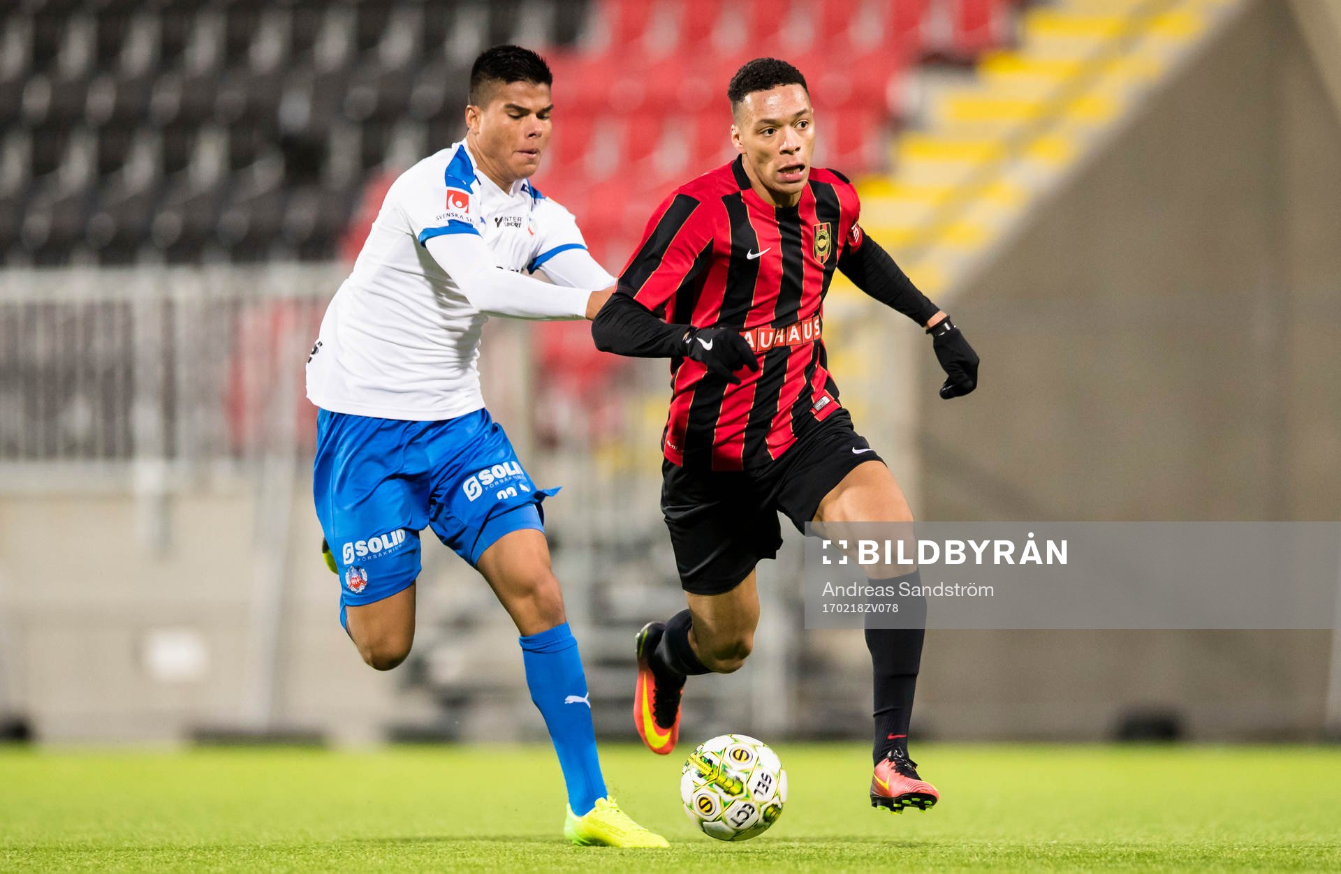 Helsingborgs Jonathan Larsson och Brommapojkarnas Kevin