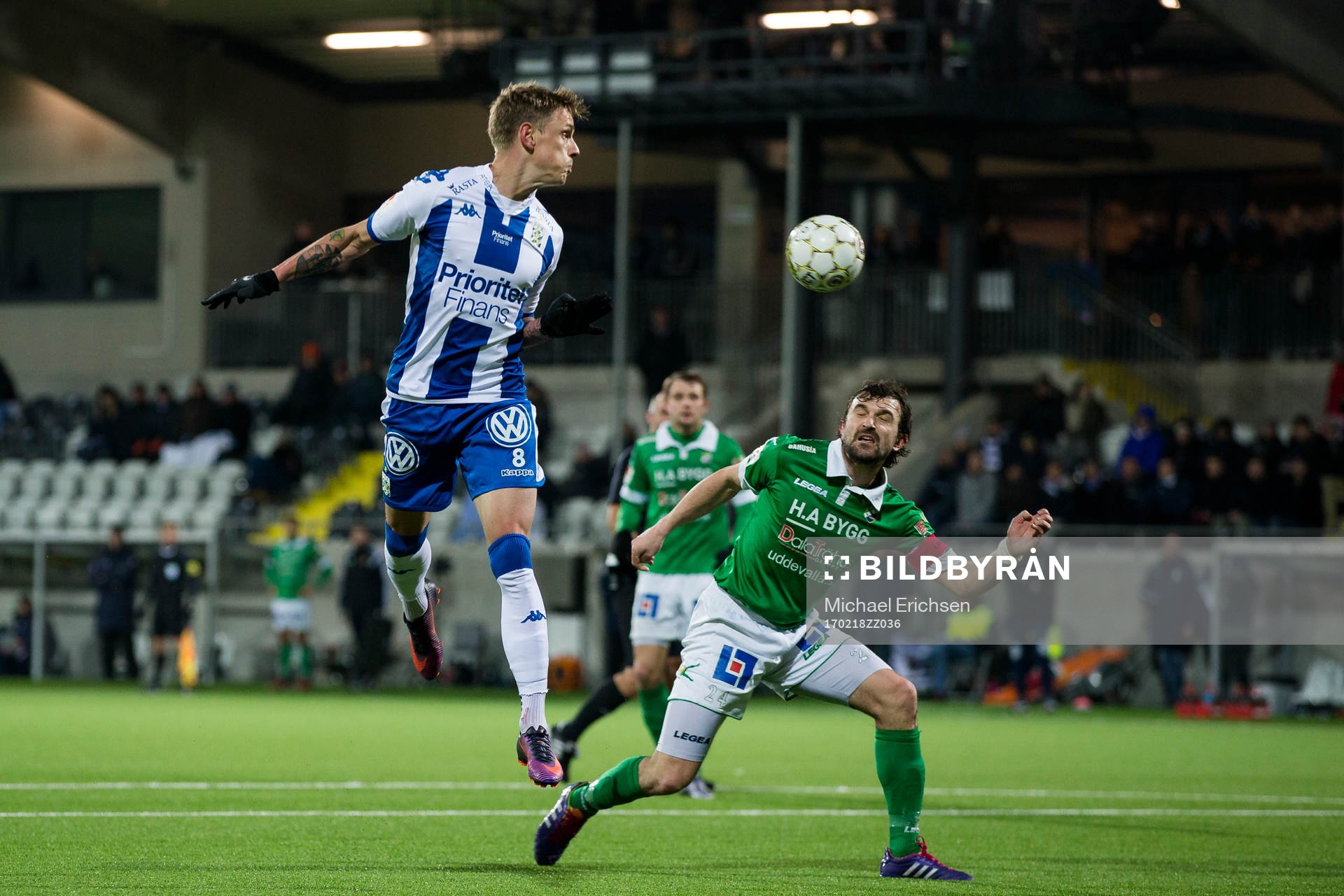 IFK Göteborgs Sören Rieks nickar framför Ljungskiles